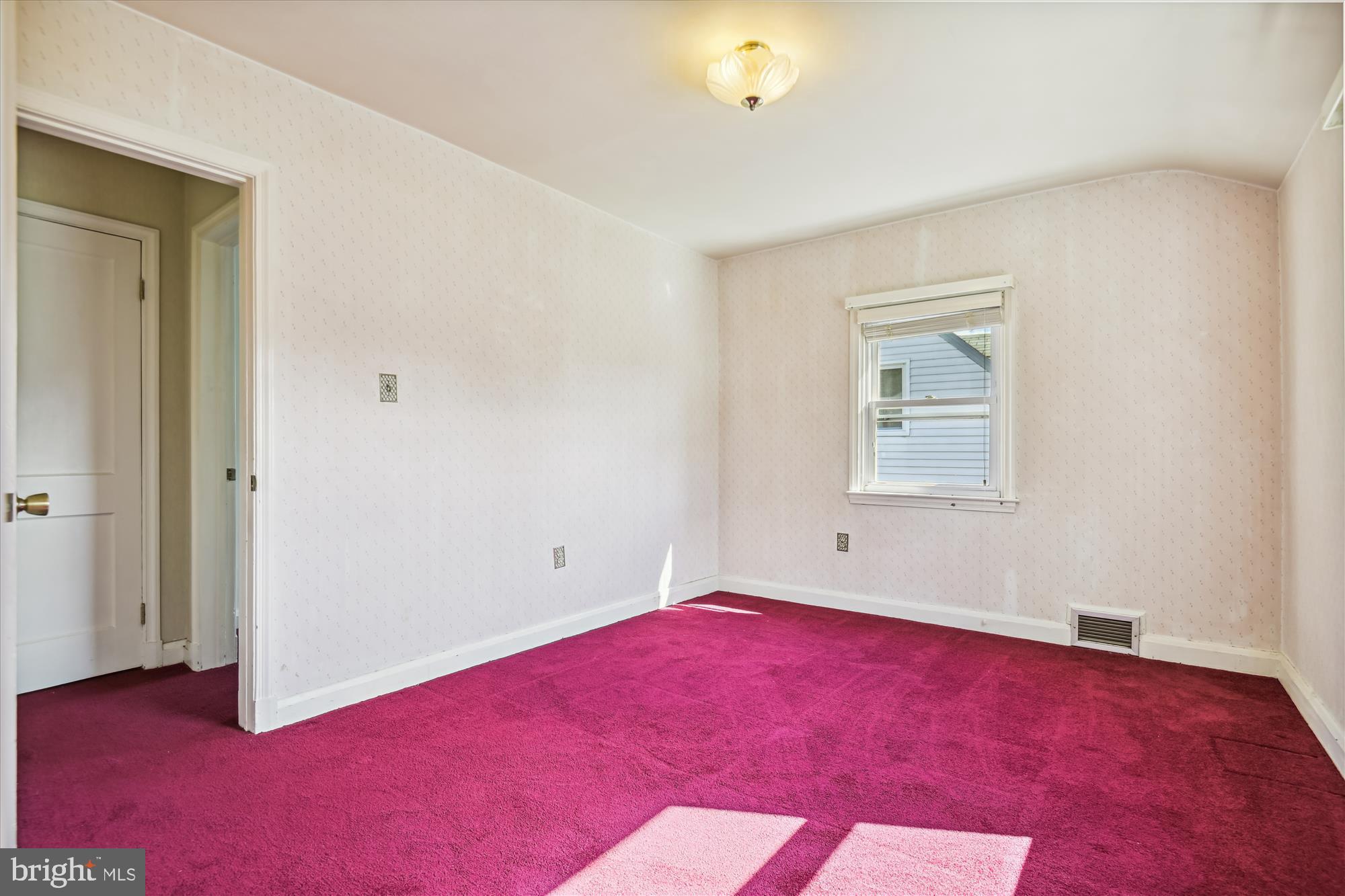 WEST ARLINGTON - Residential