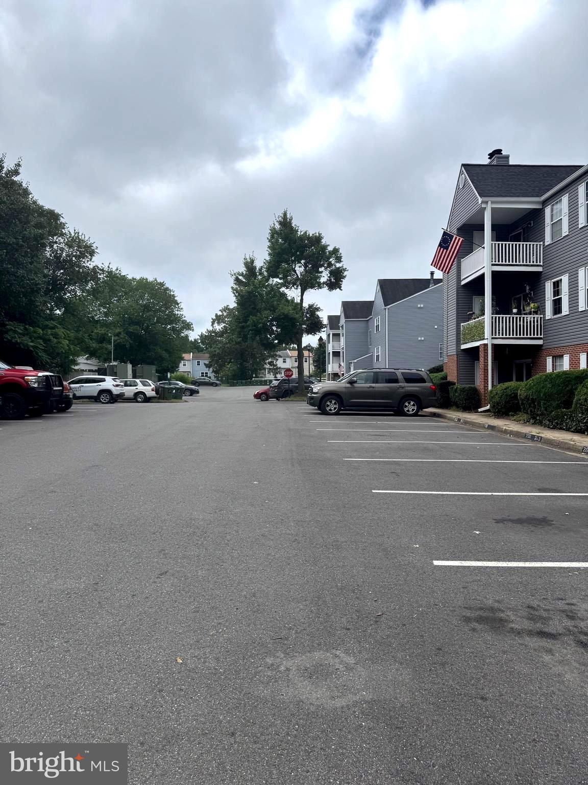 SUNNINGDALE MEADOWS - Residential