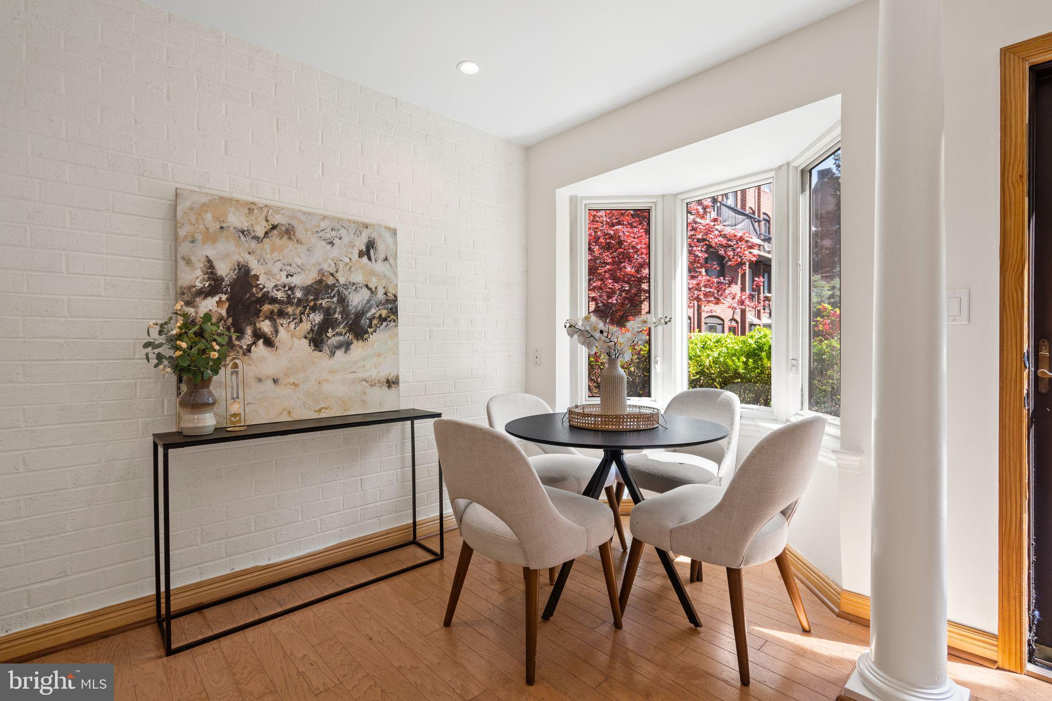 1008 PAPER MILL COURT NW 1008