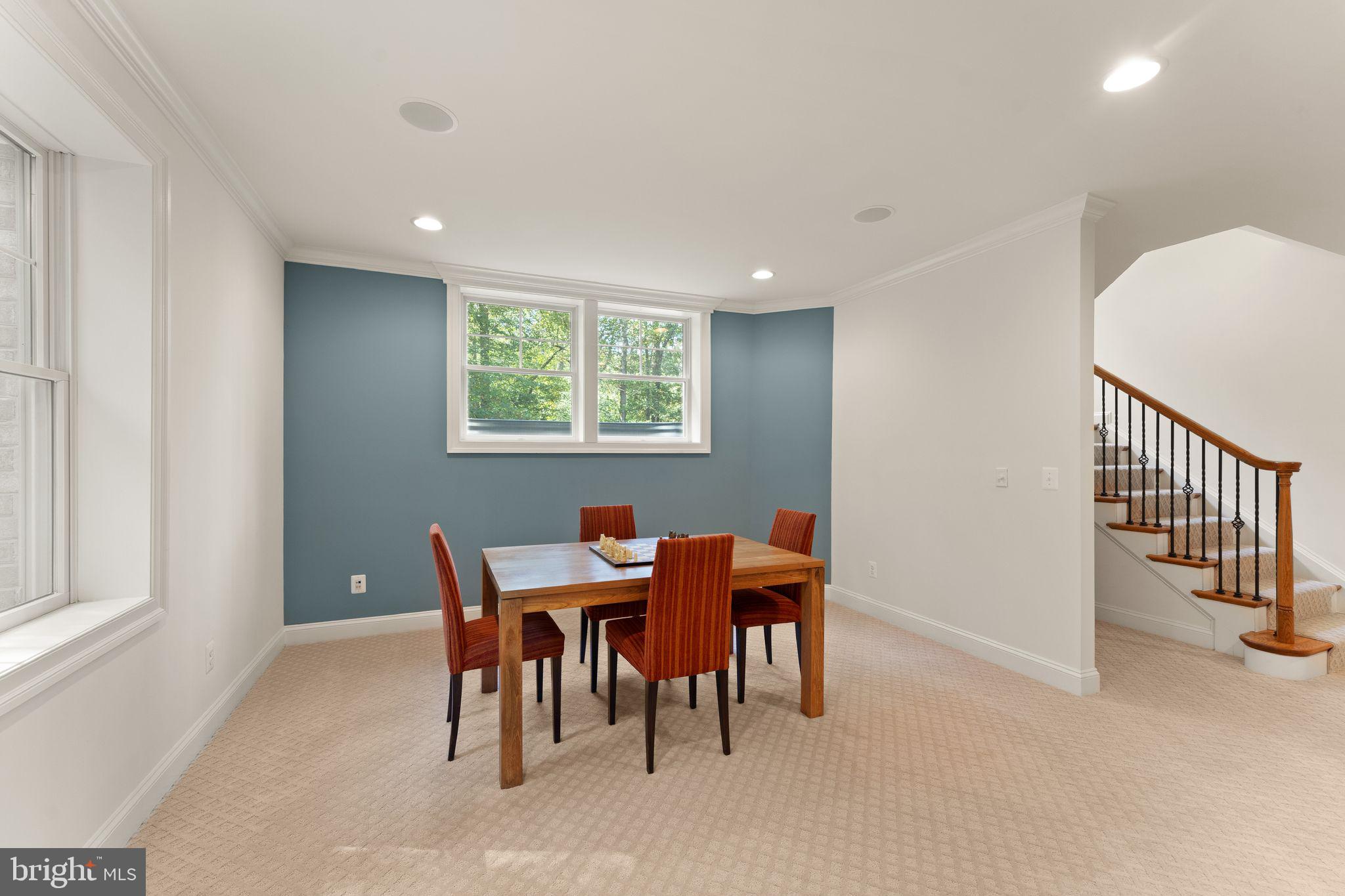 THISTLE RIDGE - Residential