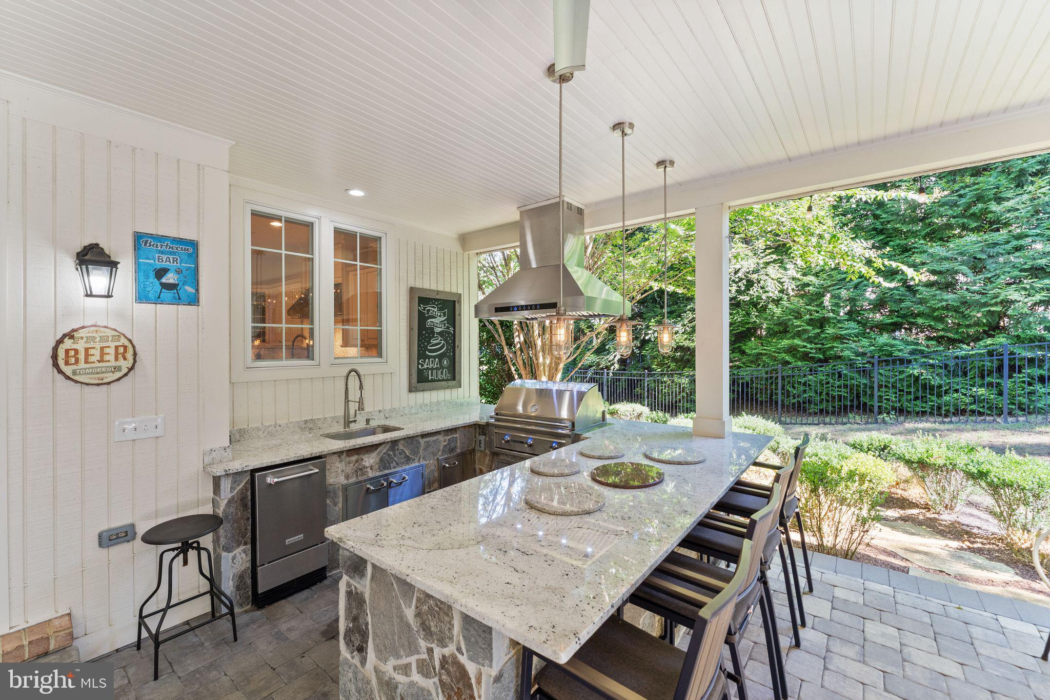 THISTLE RIDGE - Residential