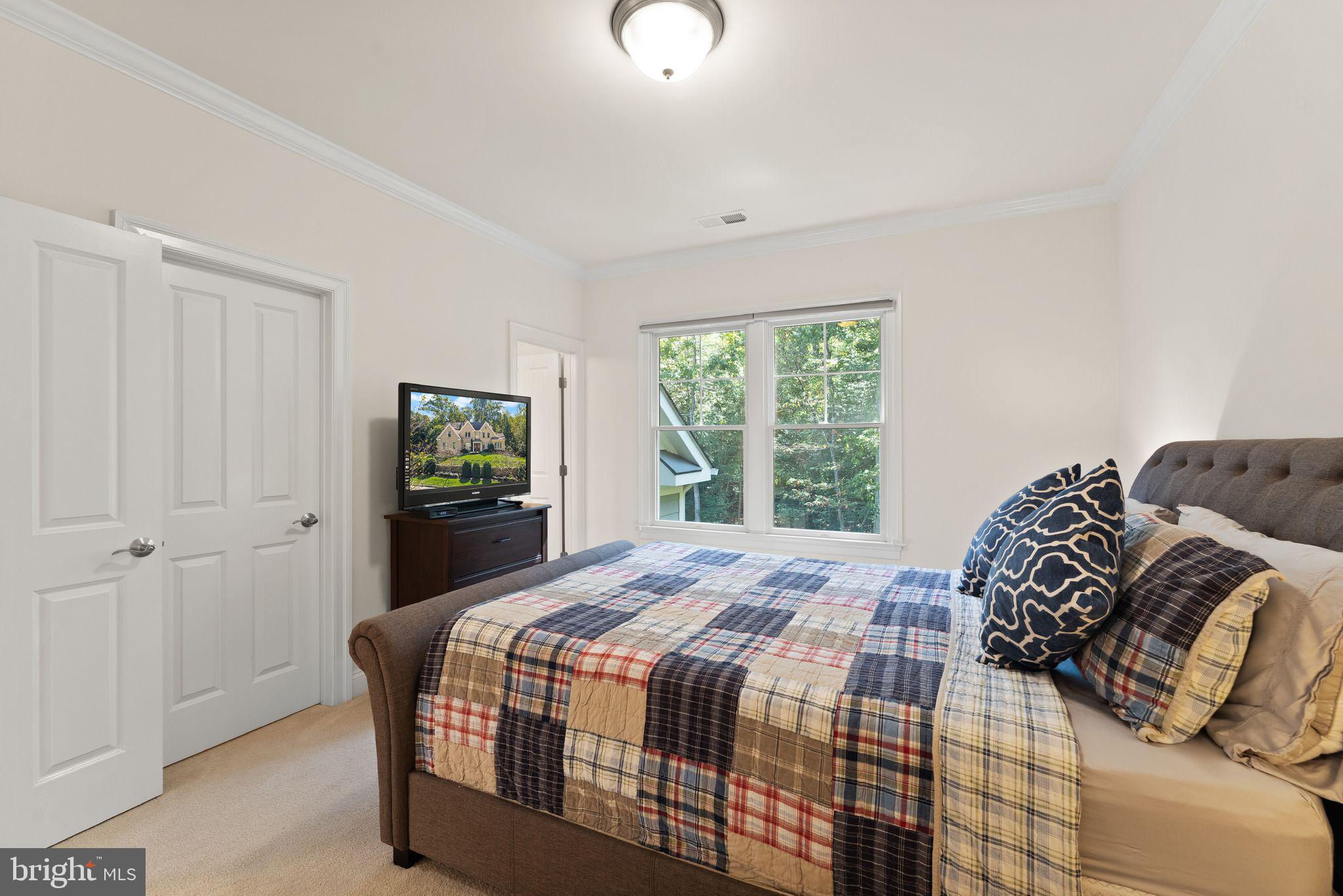 THISTLE RIDGE - Residential