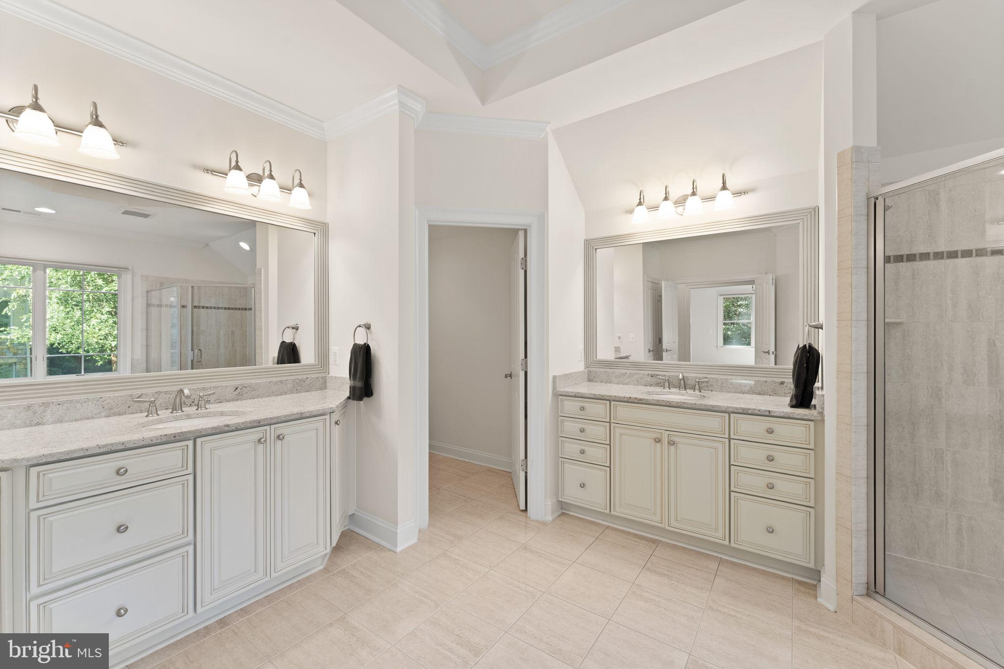 THISTLE RIDGE - Residential