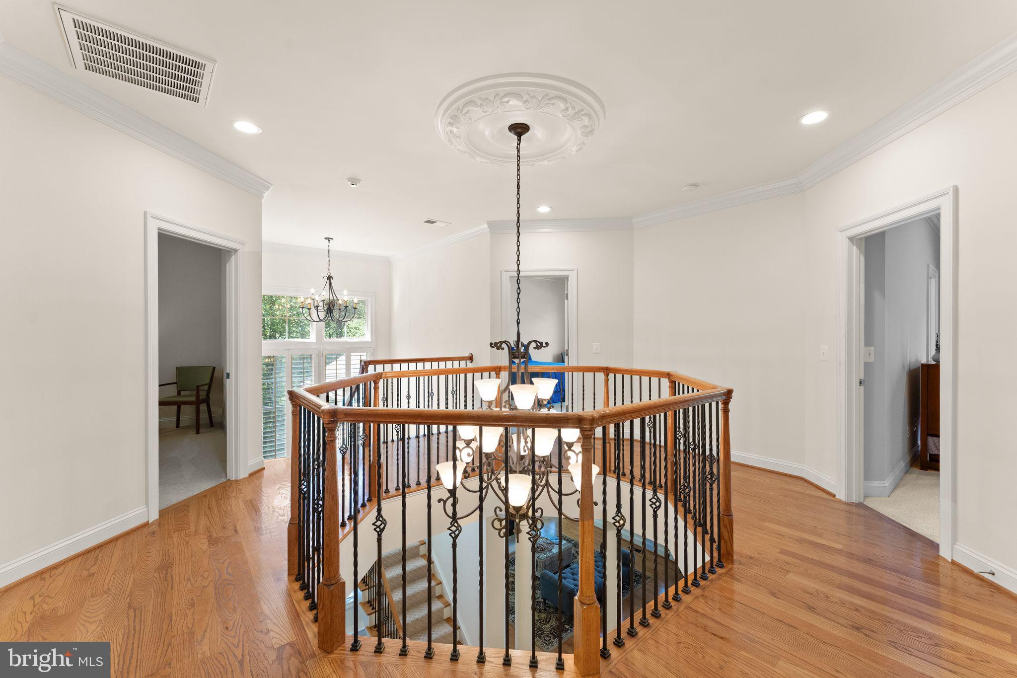 THISTLE RIDGE - Residential