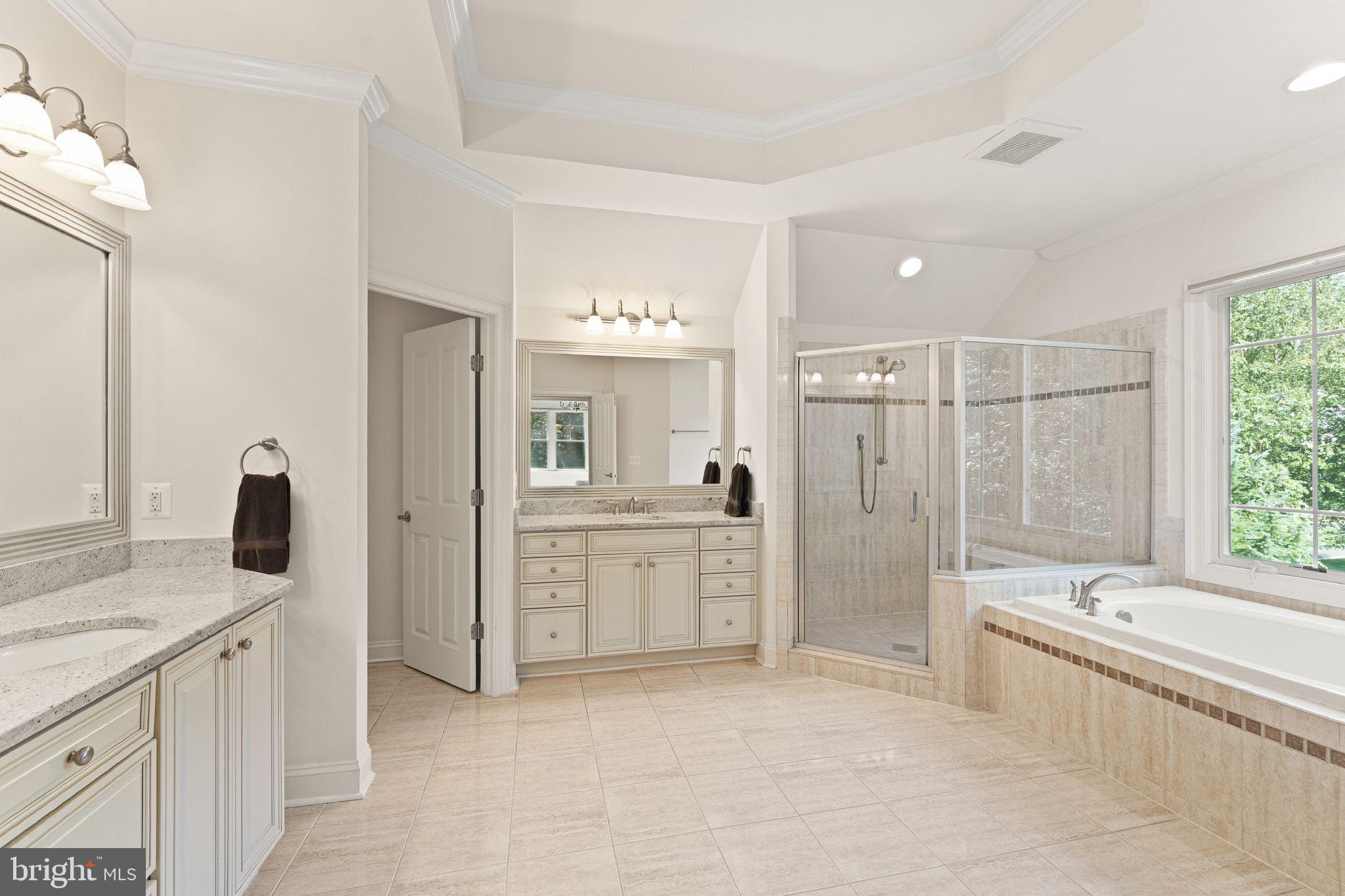 THISTLE RIDGE - Residential