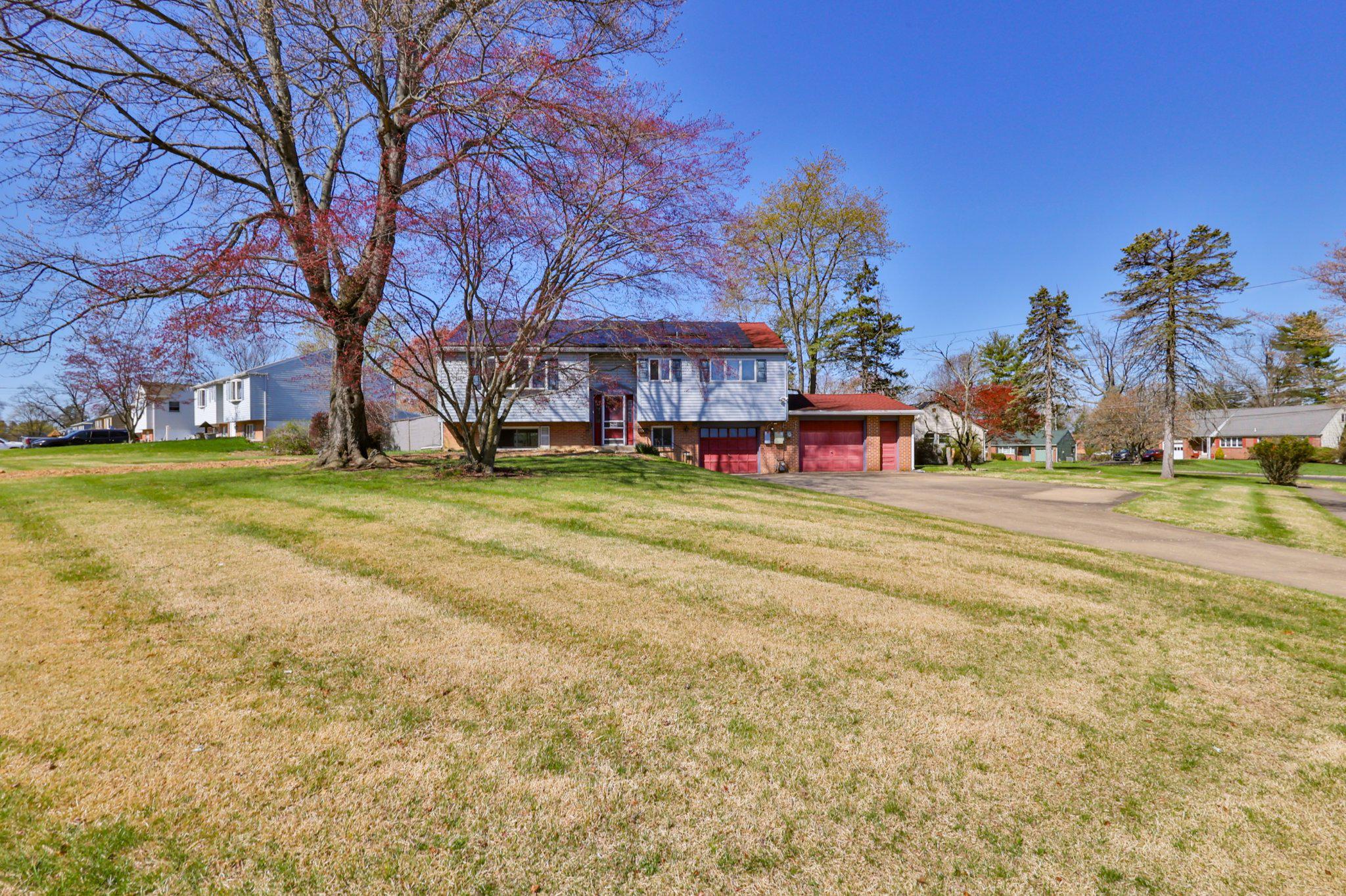 SPRING LAKE FARMS - Residential
