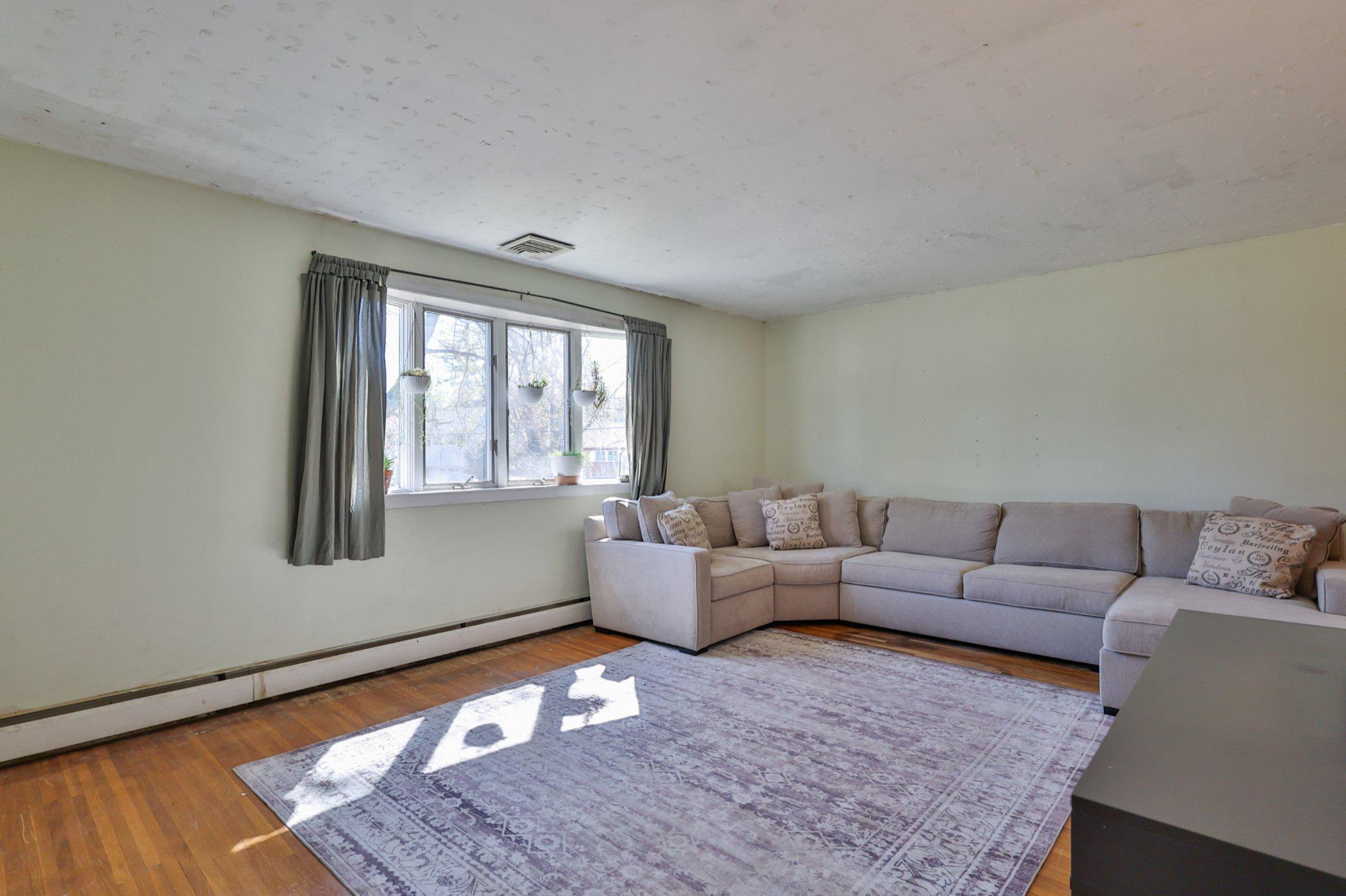 SPRING LAKE FARMS - Residential