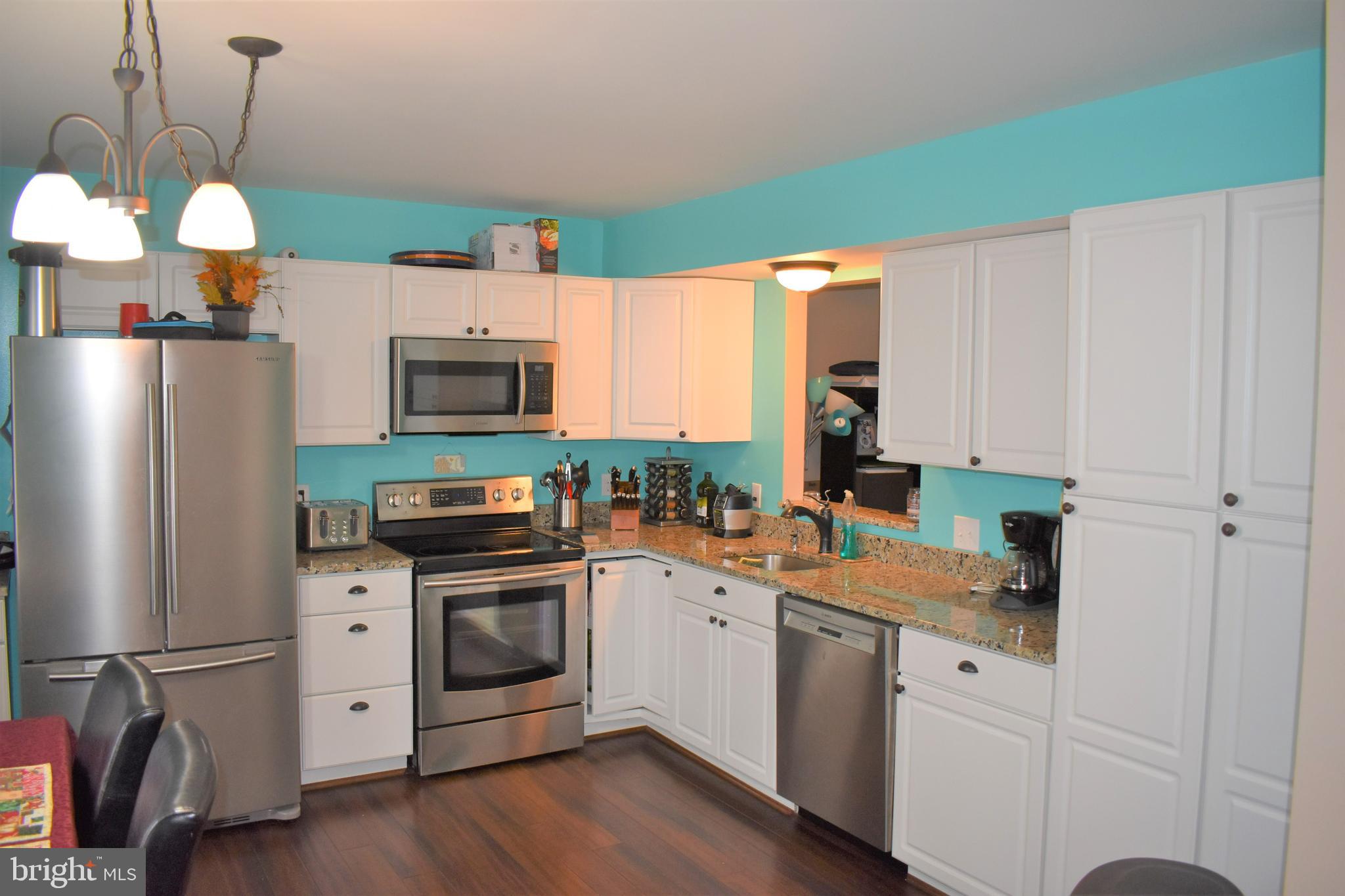 AVALON SHORES - Residential