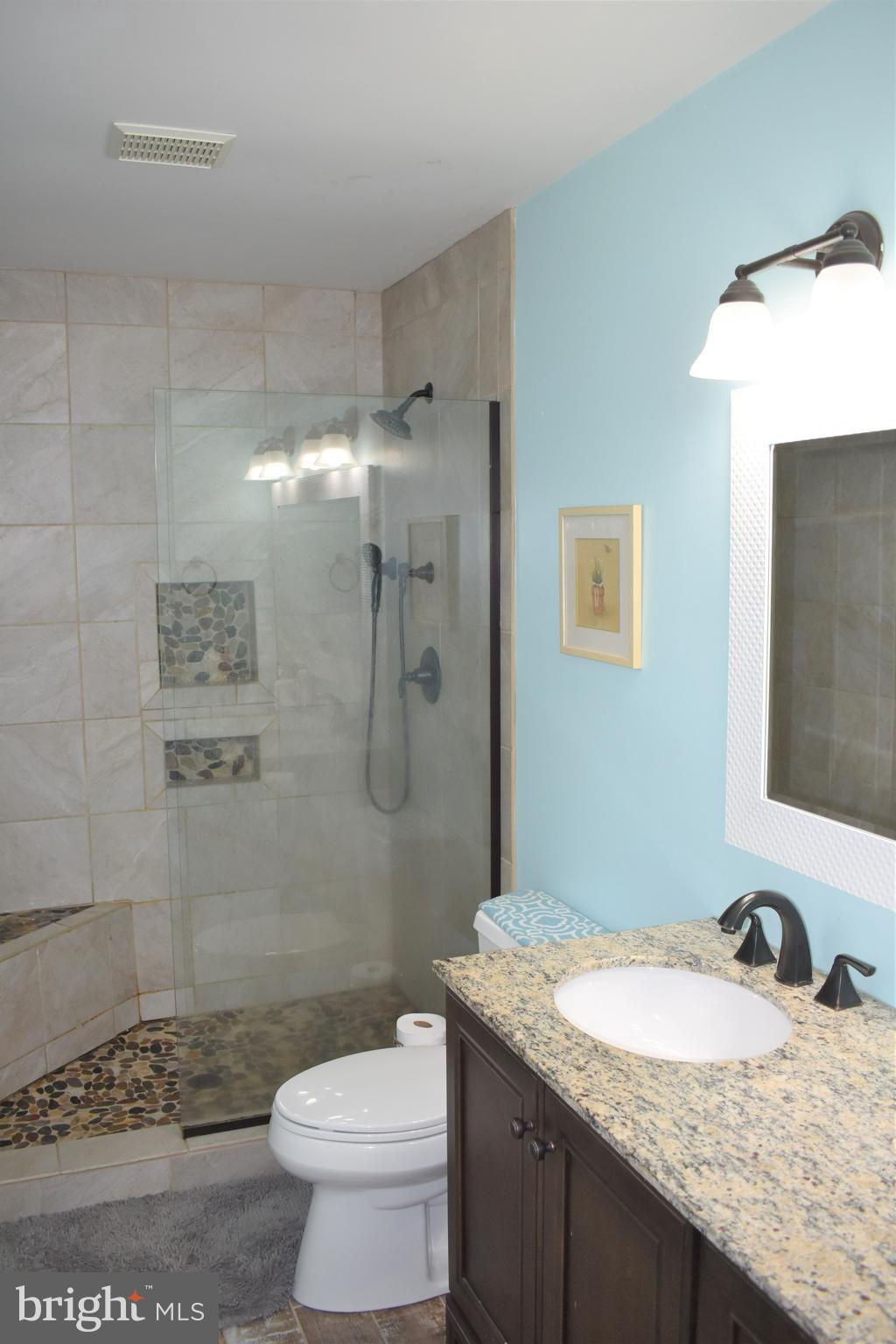 AVALON SHORES - Residential