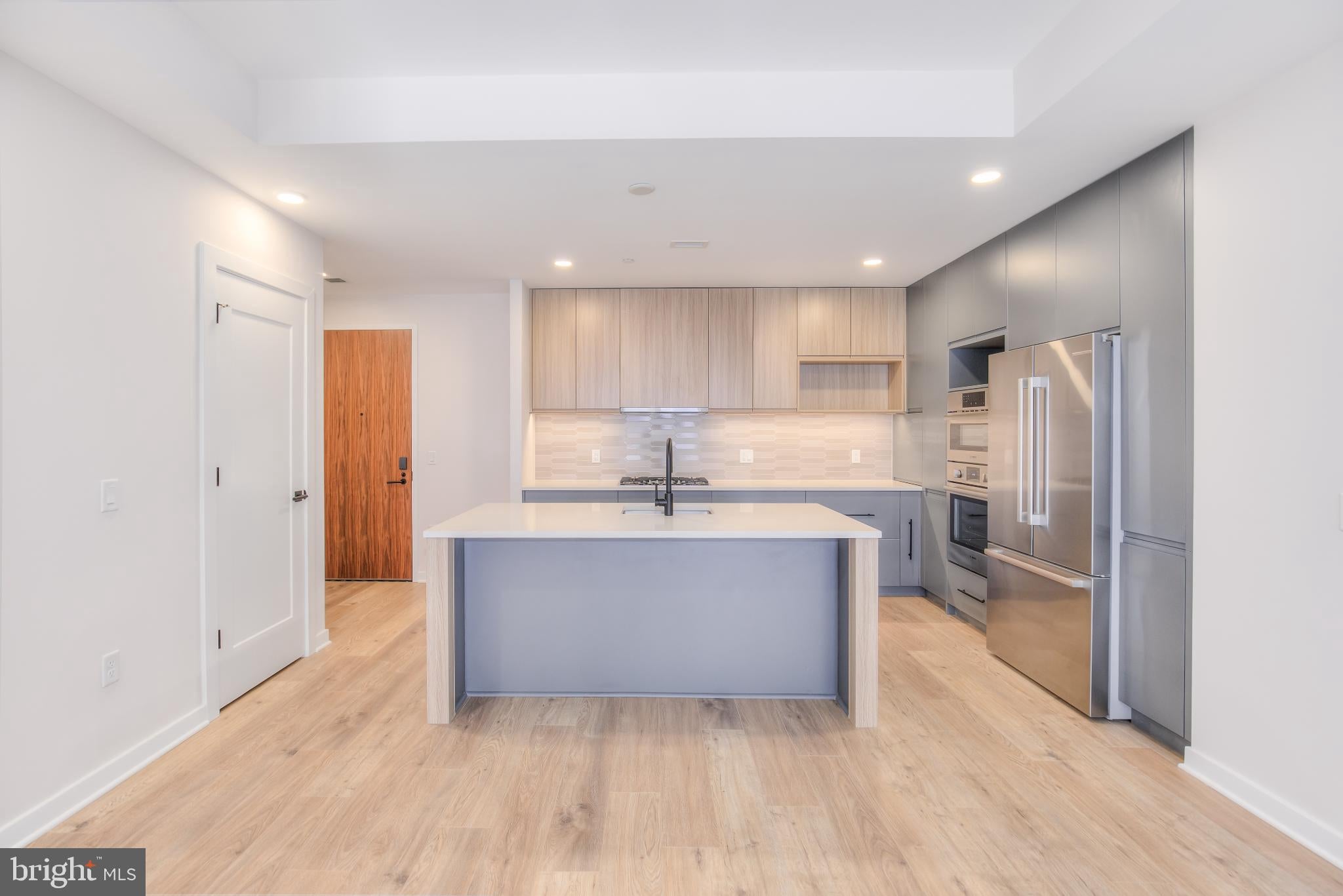 255 W. FALLS STATION BOULEVARD 305