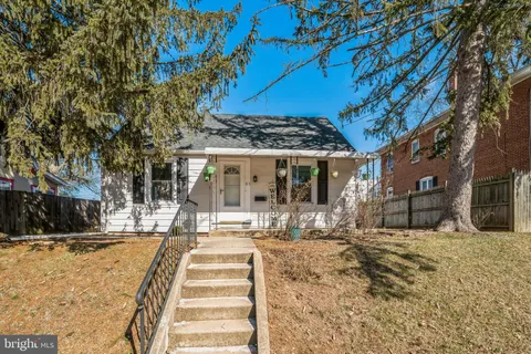 83 W 5th Street, Pottstown, PA 19464 - MLS#: PAMC2130310