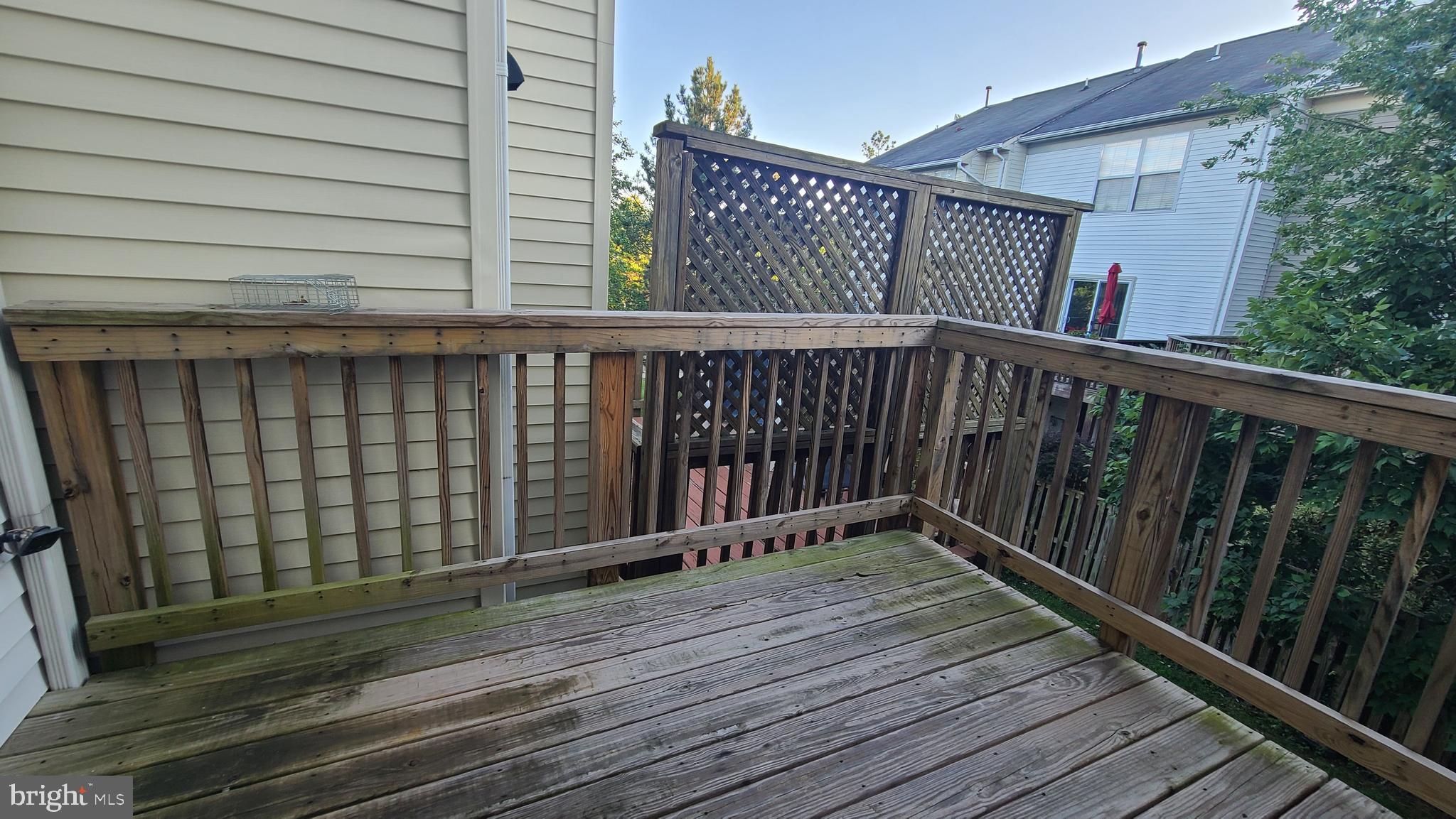 MCNAIR FARMS LANDBAY 11 - Residential Lease