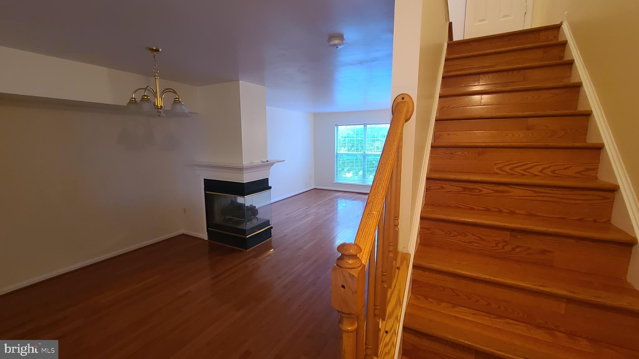 MCNAIR FARMS LANDBAY 11 - Residential Lease