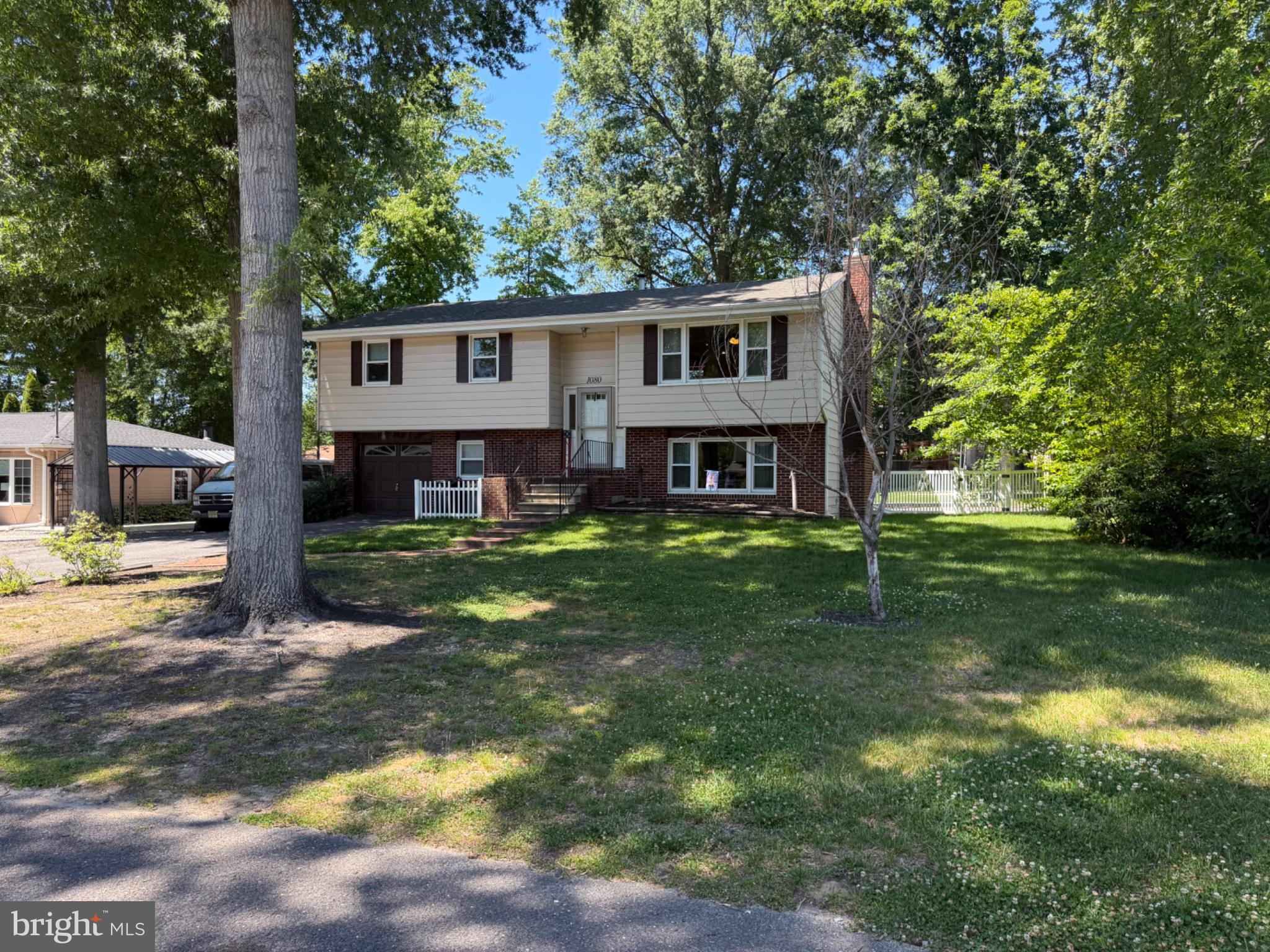 1080 BENNETT DRIVE