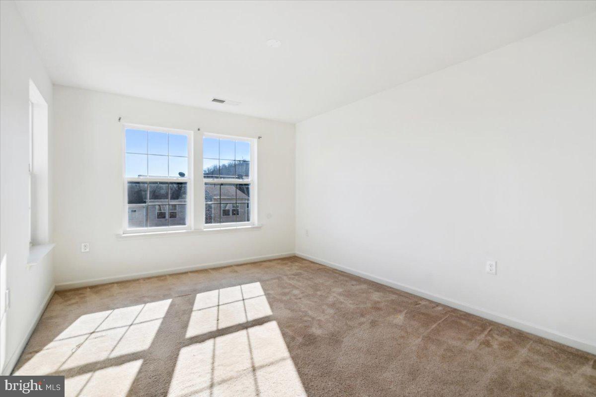 STONEBROOK VILLAGE - Residential Lease