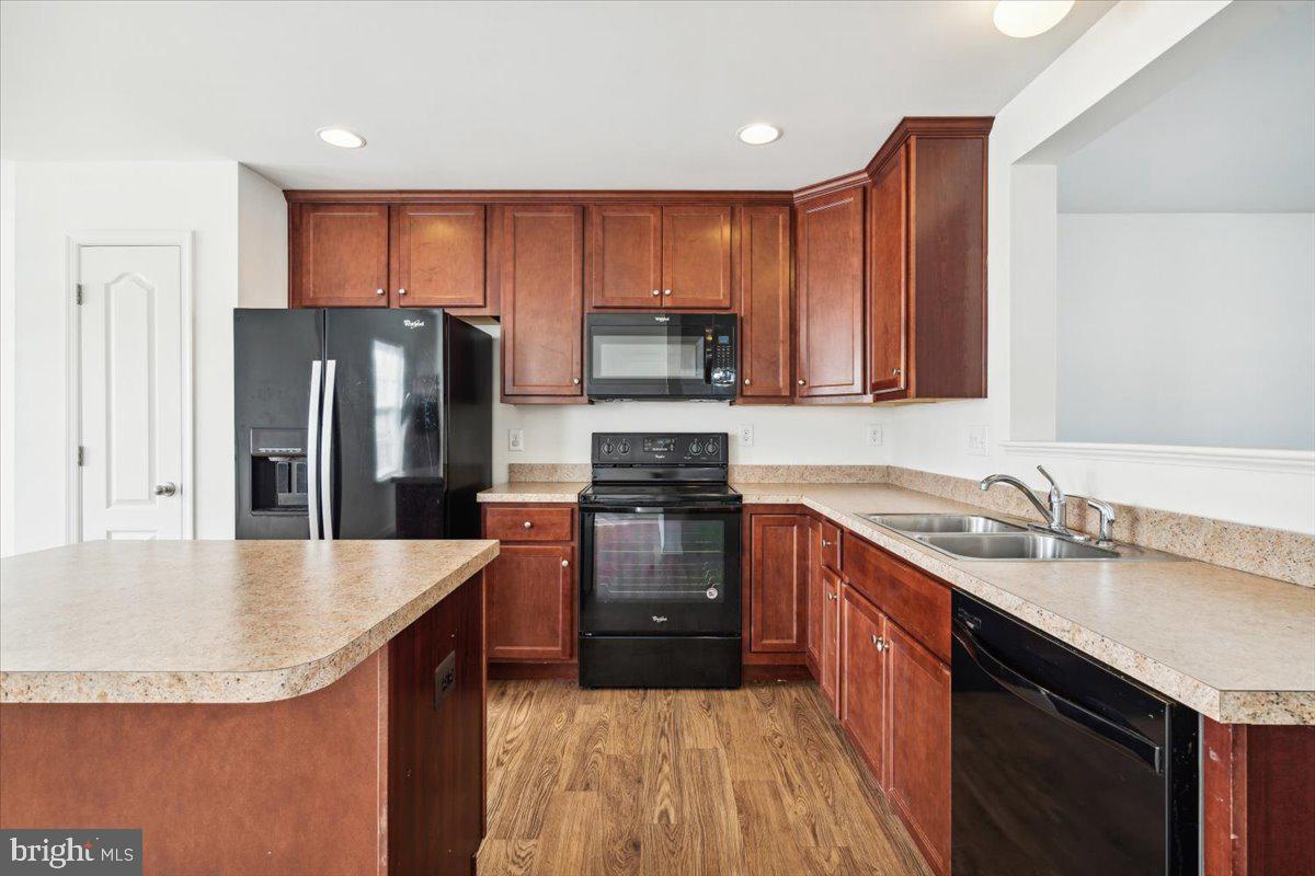 STONEBROOK VILLAGE - Residential Lease