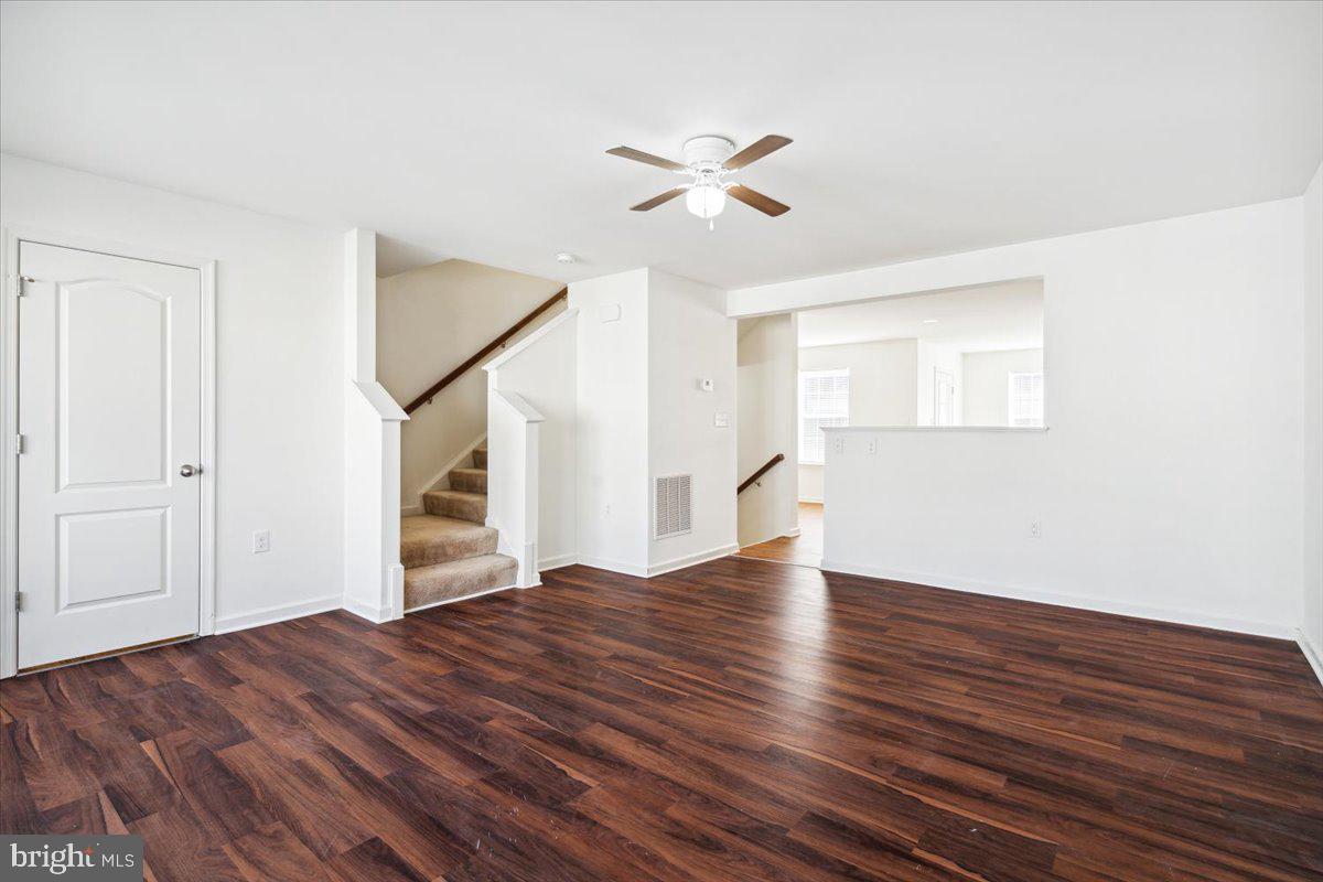 STONEBROOK VILLAGE - Residential Lease