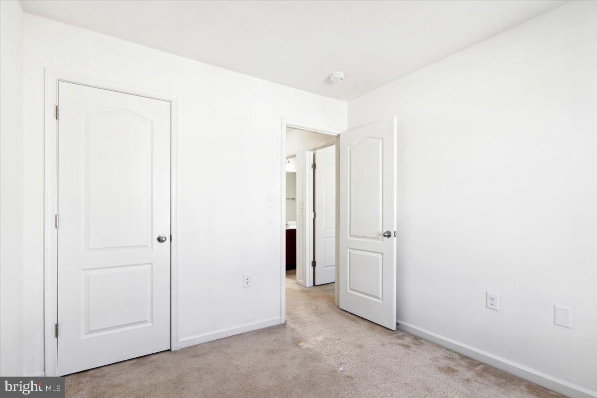 STONEBROOK VILLAGE - Residential Lease