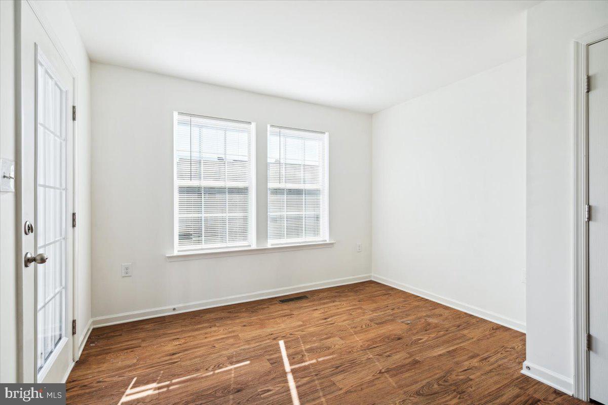 STONEBROOK VILLAGE - Residential Lease