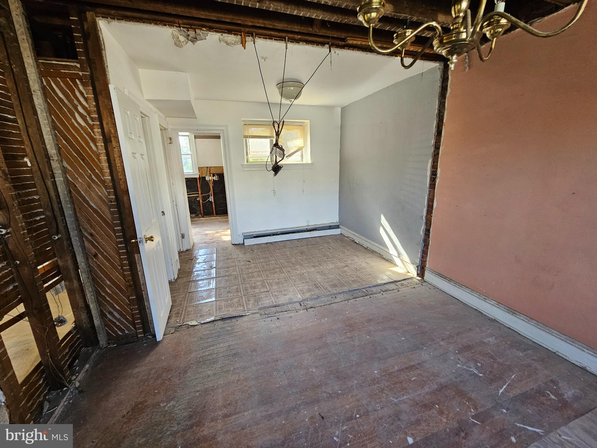 6340 MARTINS MILL ROAD