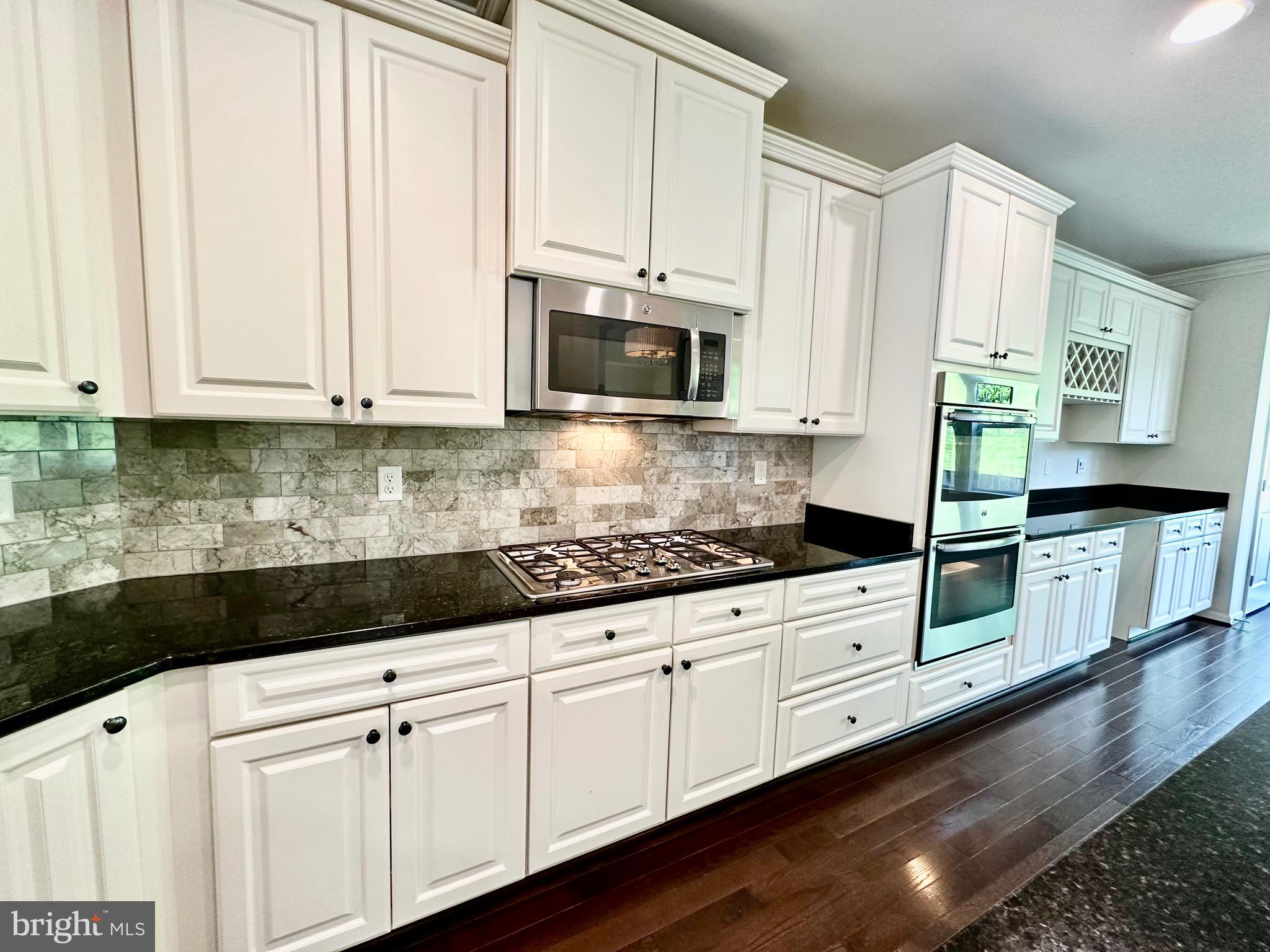 WOODLANDS PRESERVE AT WESTWINDS - Residential