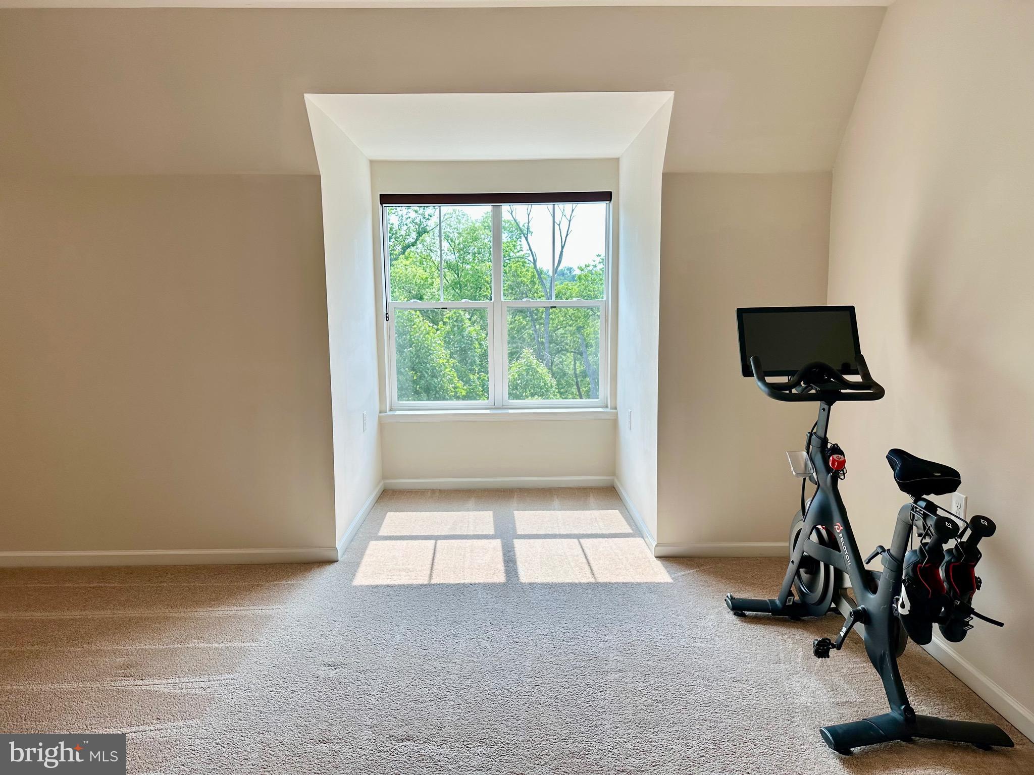 WOODLANDS PRESERVE AT WESTWINDS - Residential