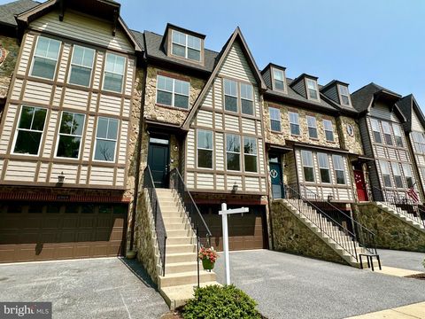 6967 COUNTRY CLUB TERRACE NEW MARKET MD 21774