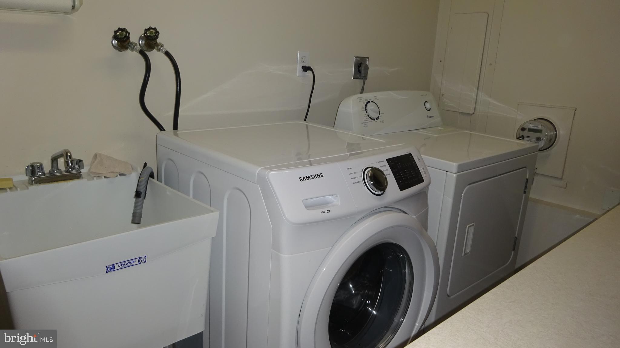 ALTA VISTA GARDENS - Residential Lease