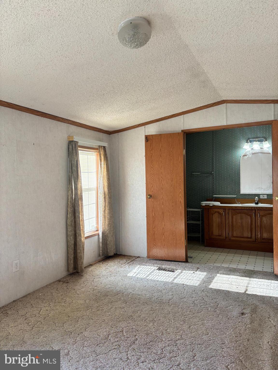 HARFORD MOBILE VILLAGE - Residential