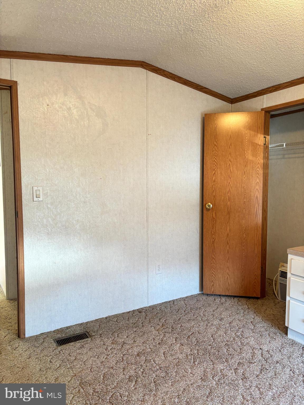 HARFORD MOBILE VILLAGE - Residential