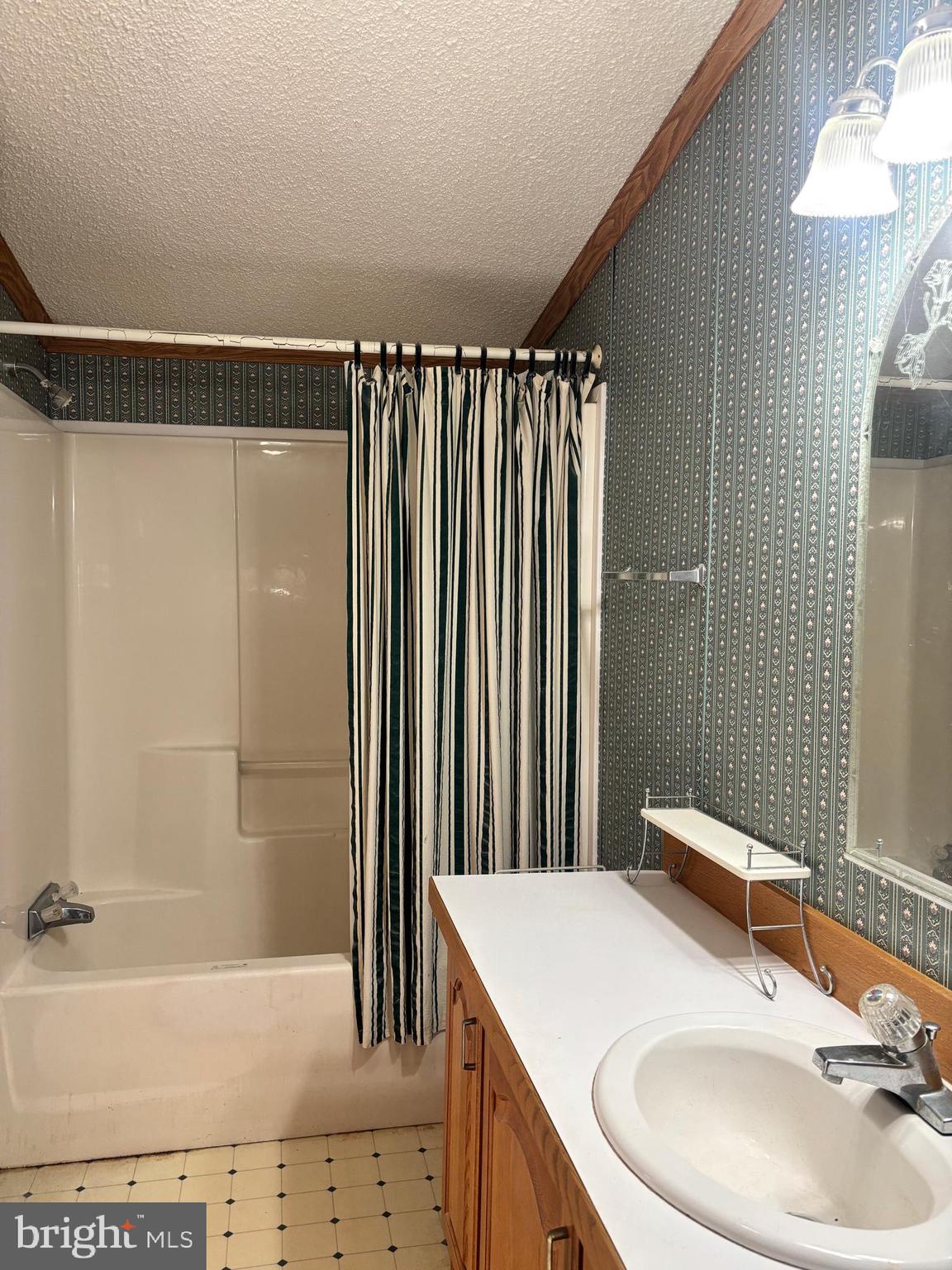 HARFORD MOBILE VILLAGE - Residential