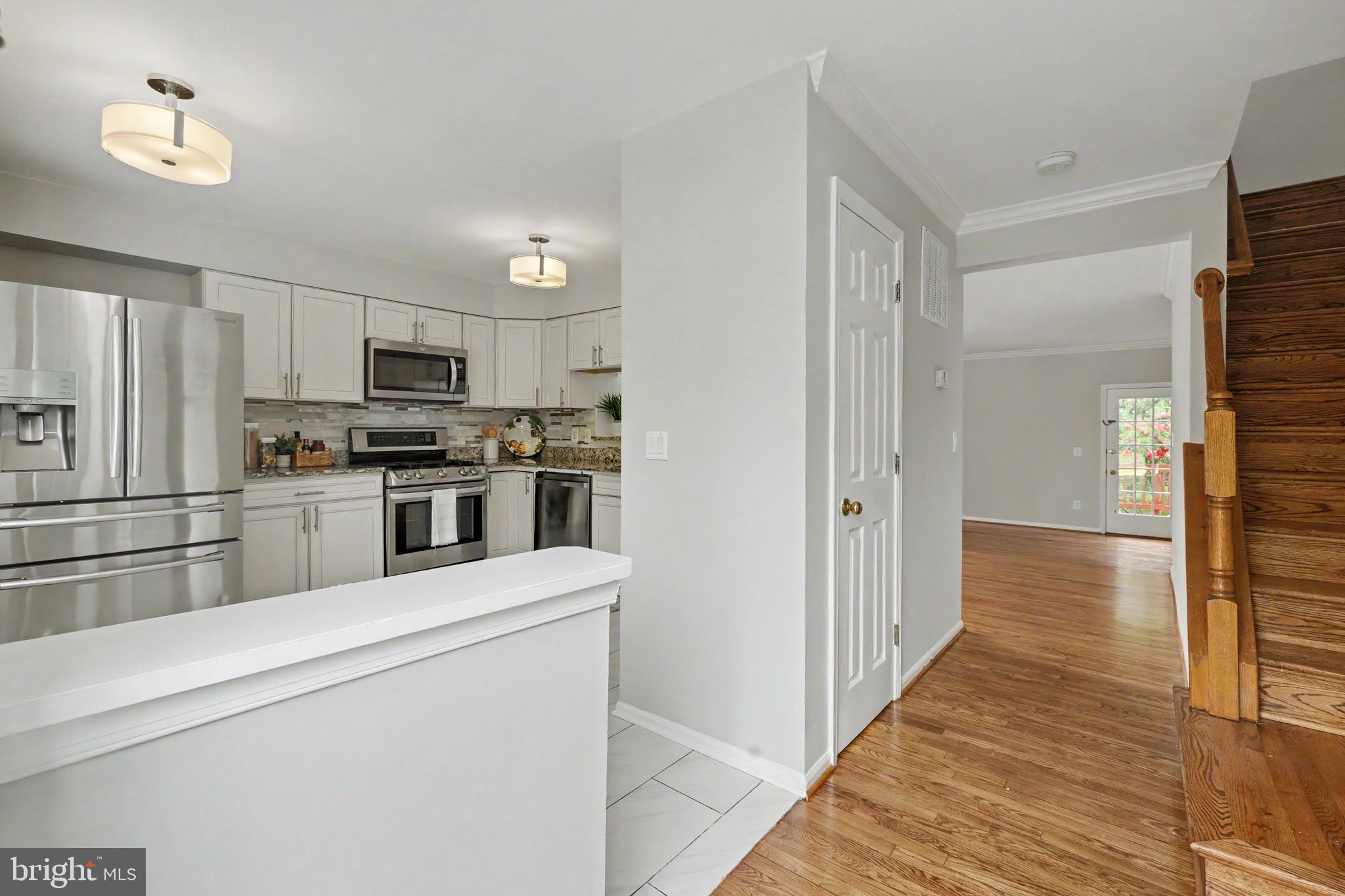 5227 DUNSTABLE LANE