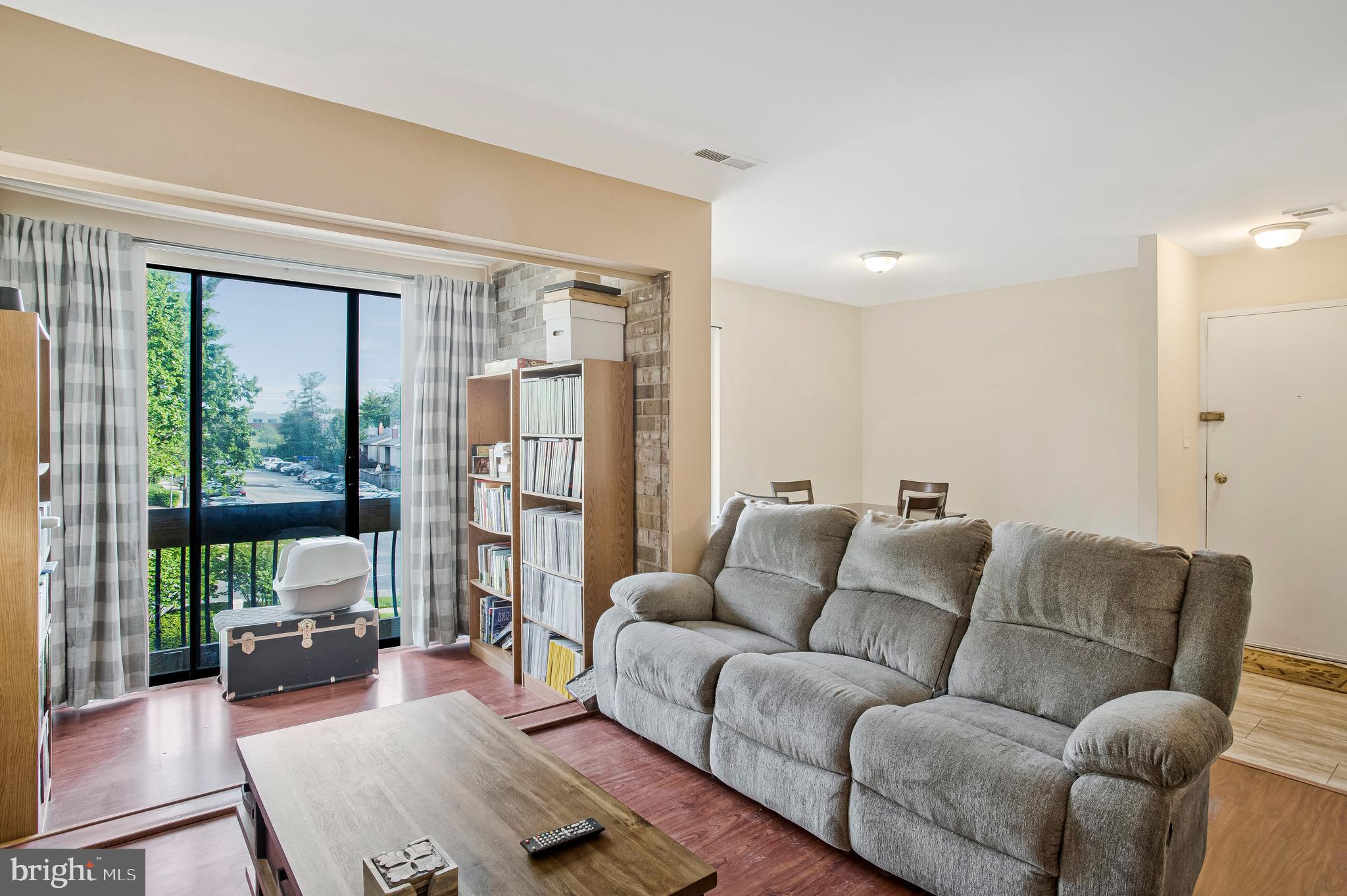 10596 TWIN RIVERS ROAD F2