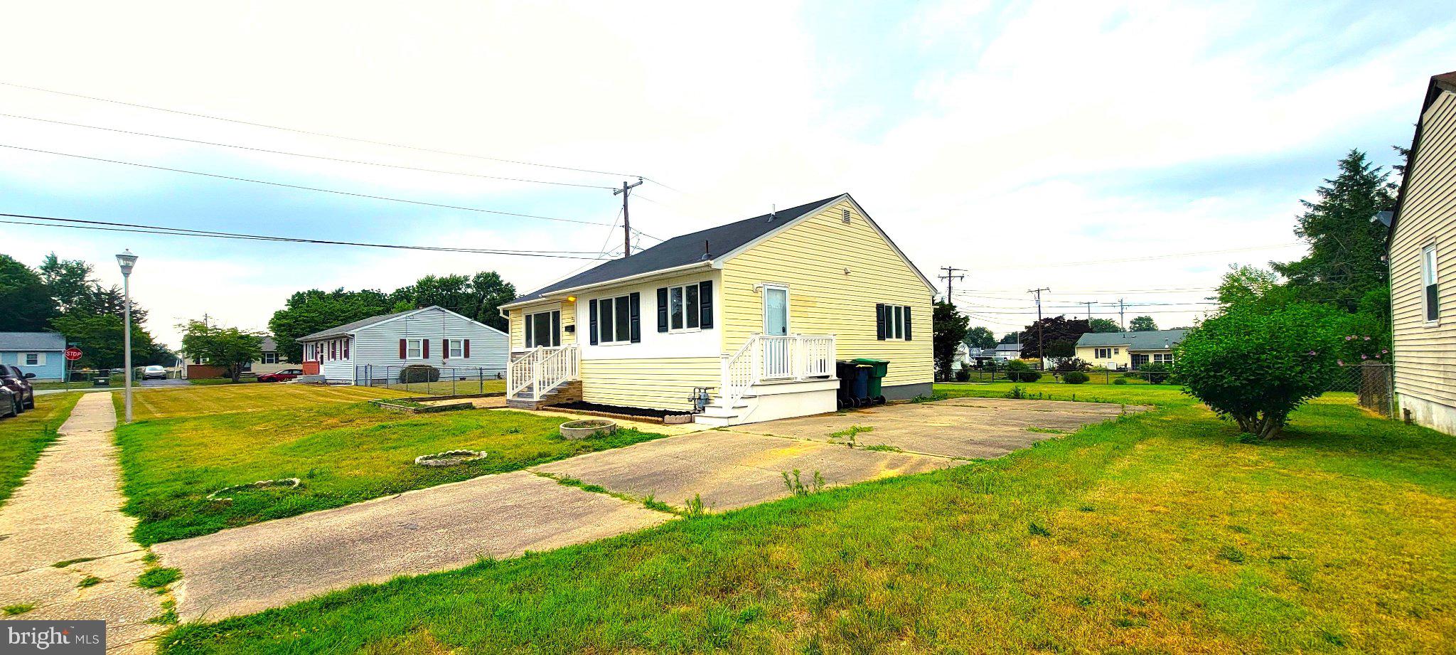 25 BRIAR LANE