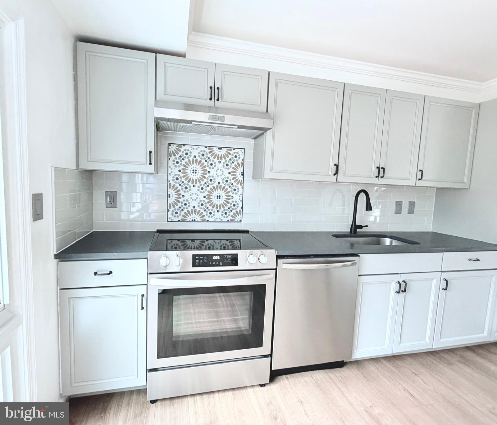 POTOMAC WOODS - Residential