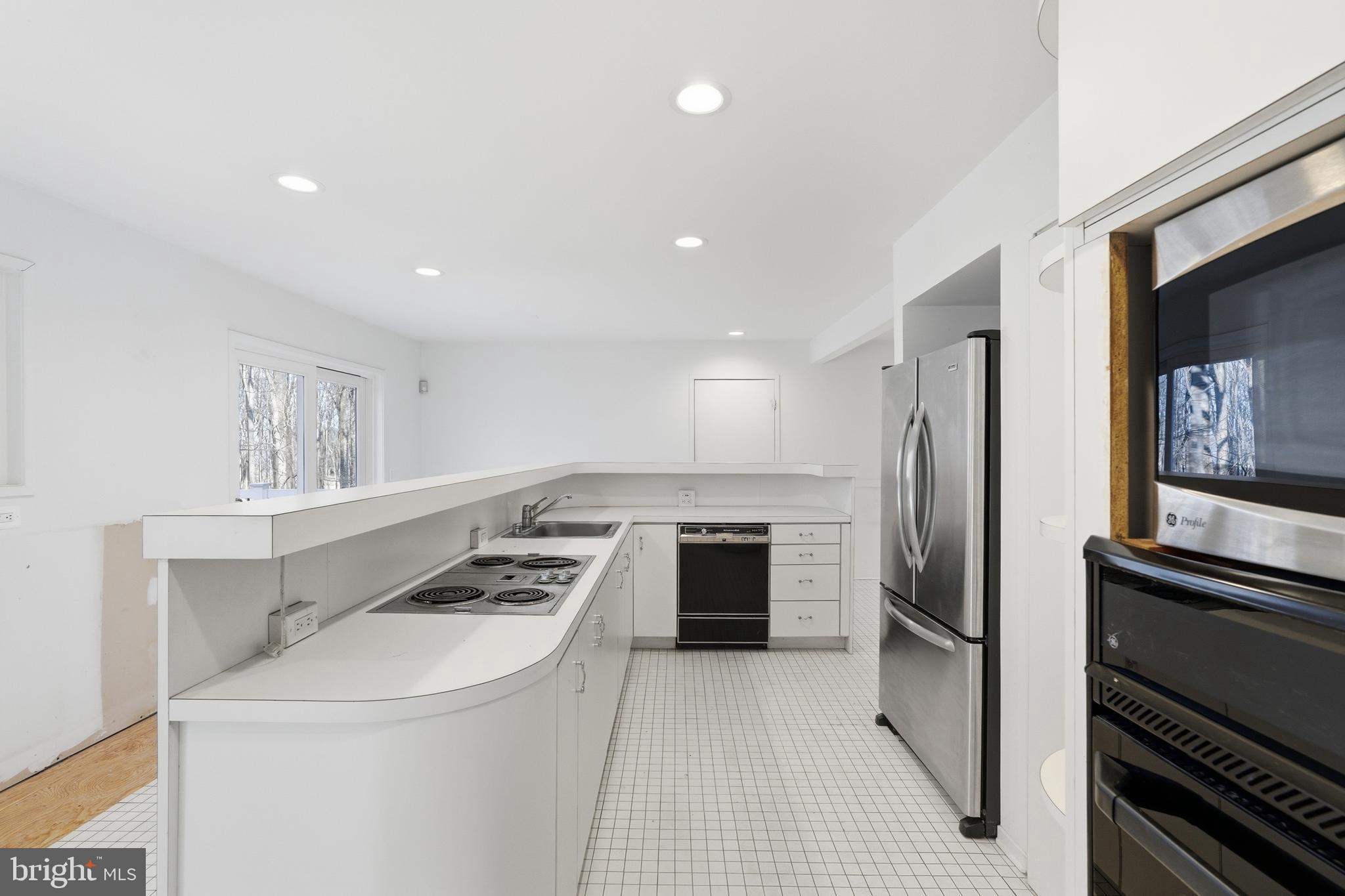 DENIT ESTATES - Residential