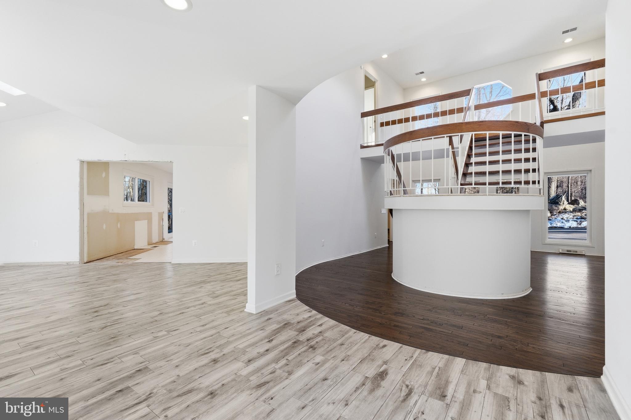 DENIT ESTATES - Residential