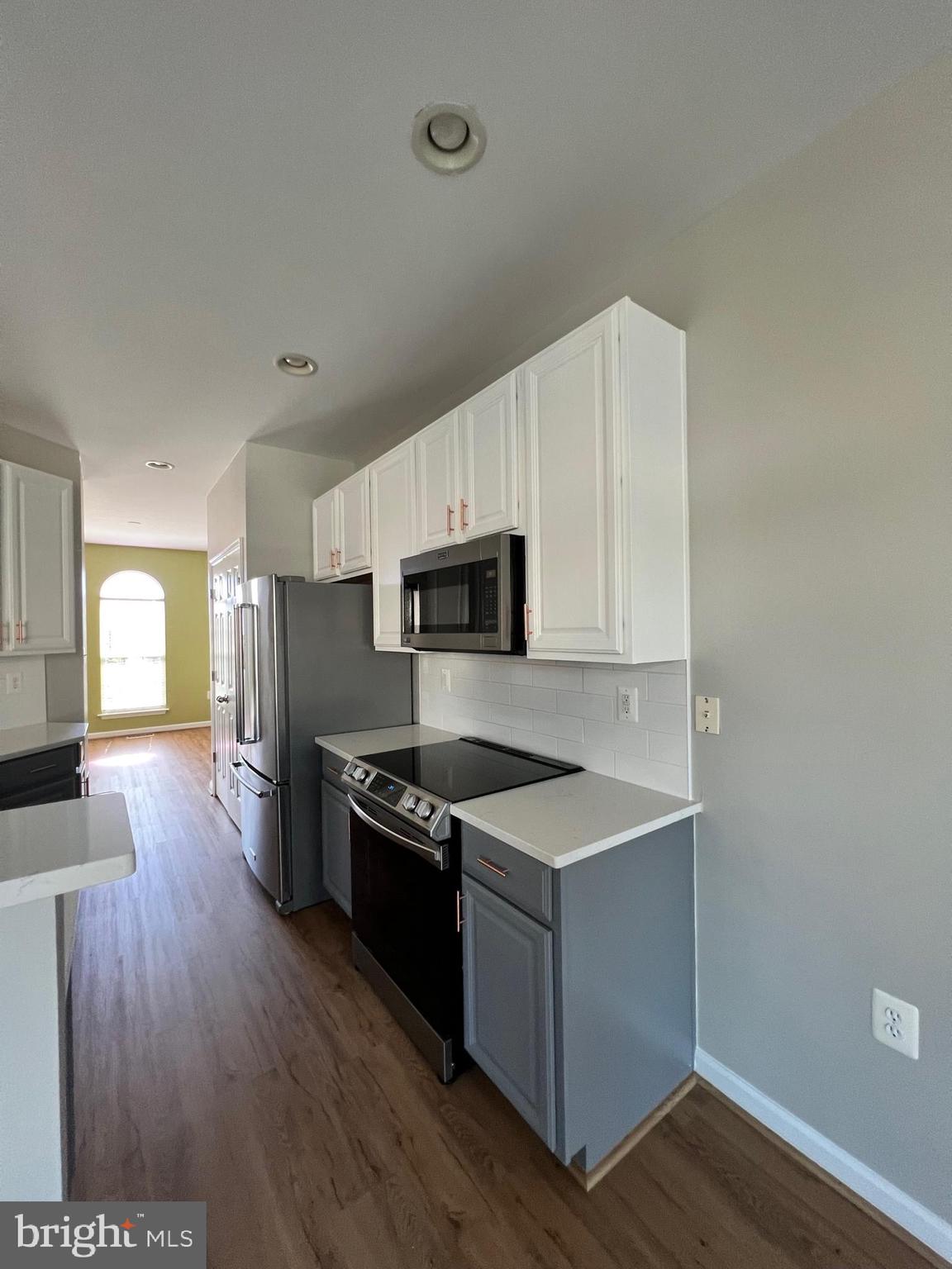 HUNTFIELD - Residential Lease