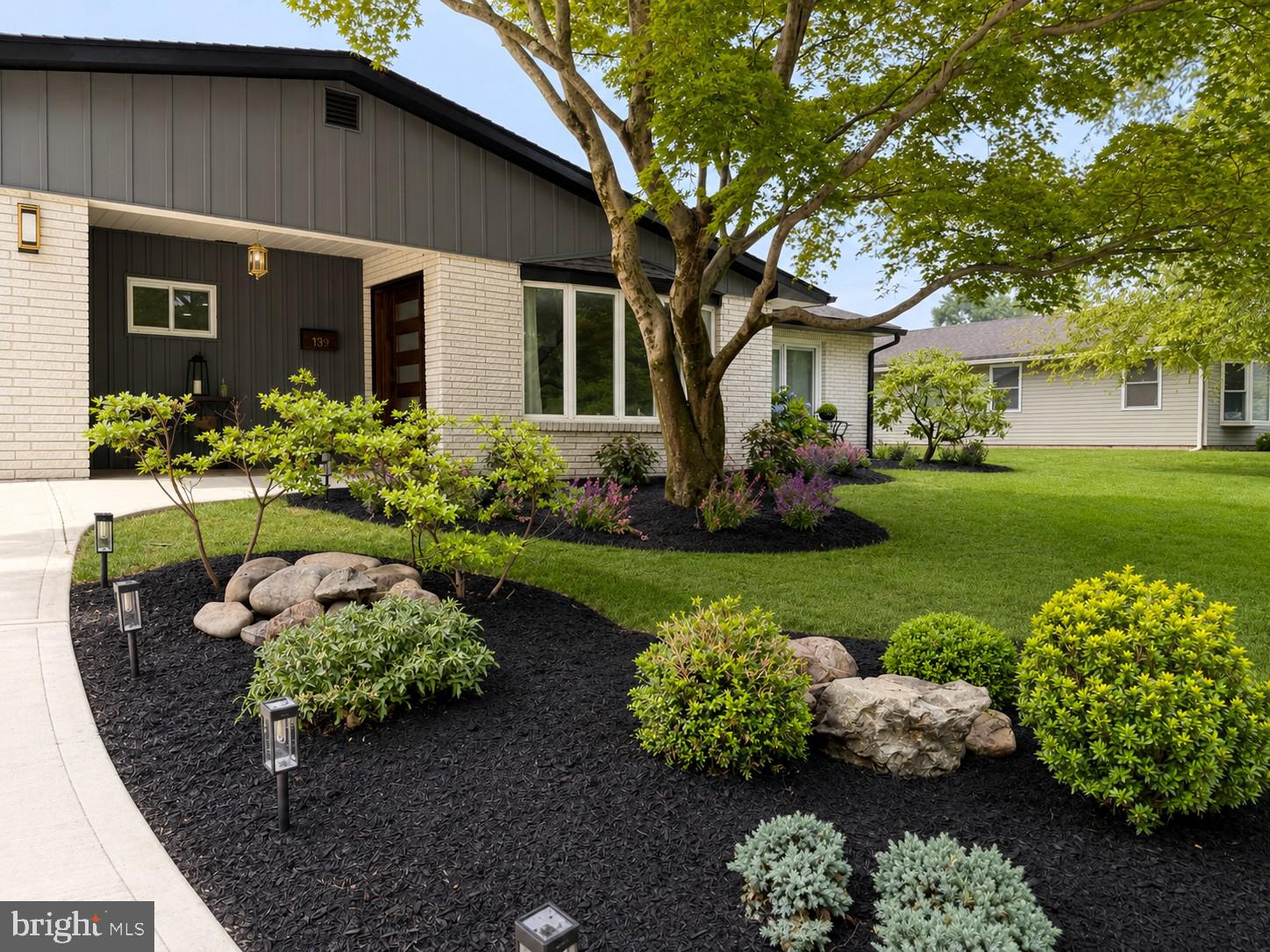 139 WILLOW DRIVE