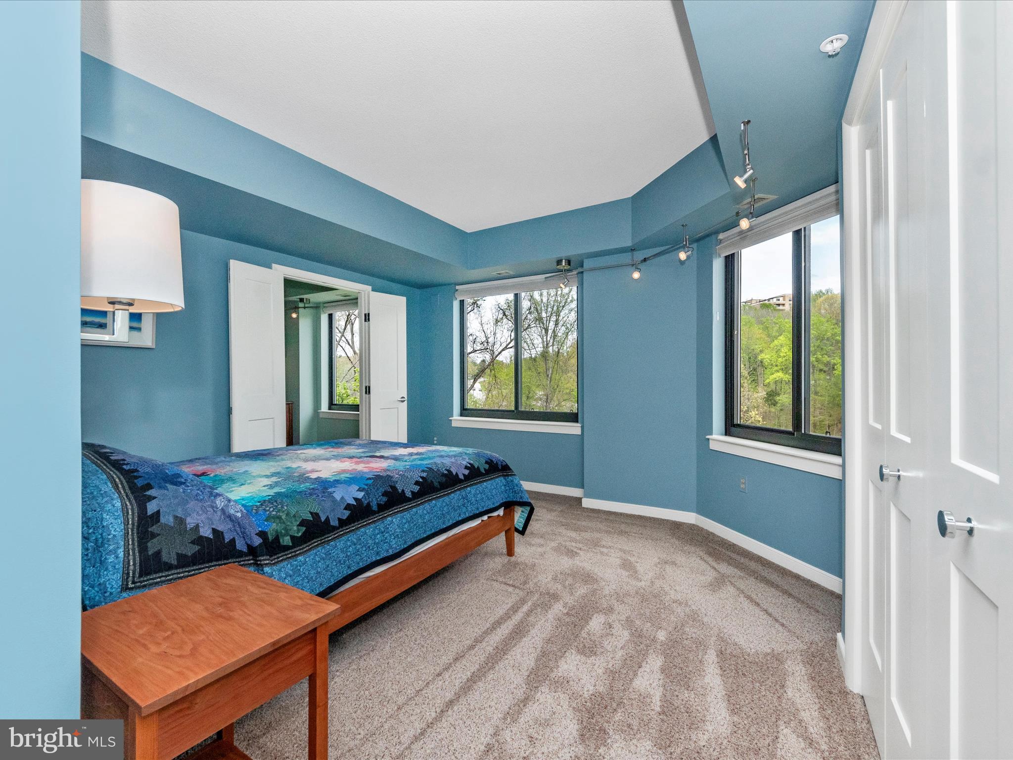 WILDE LAKE - Residential