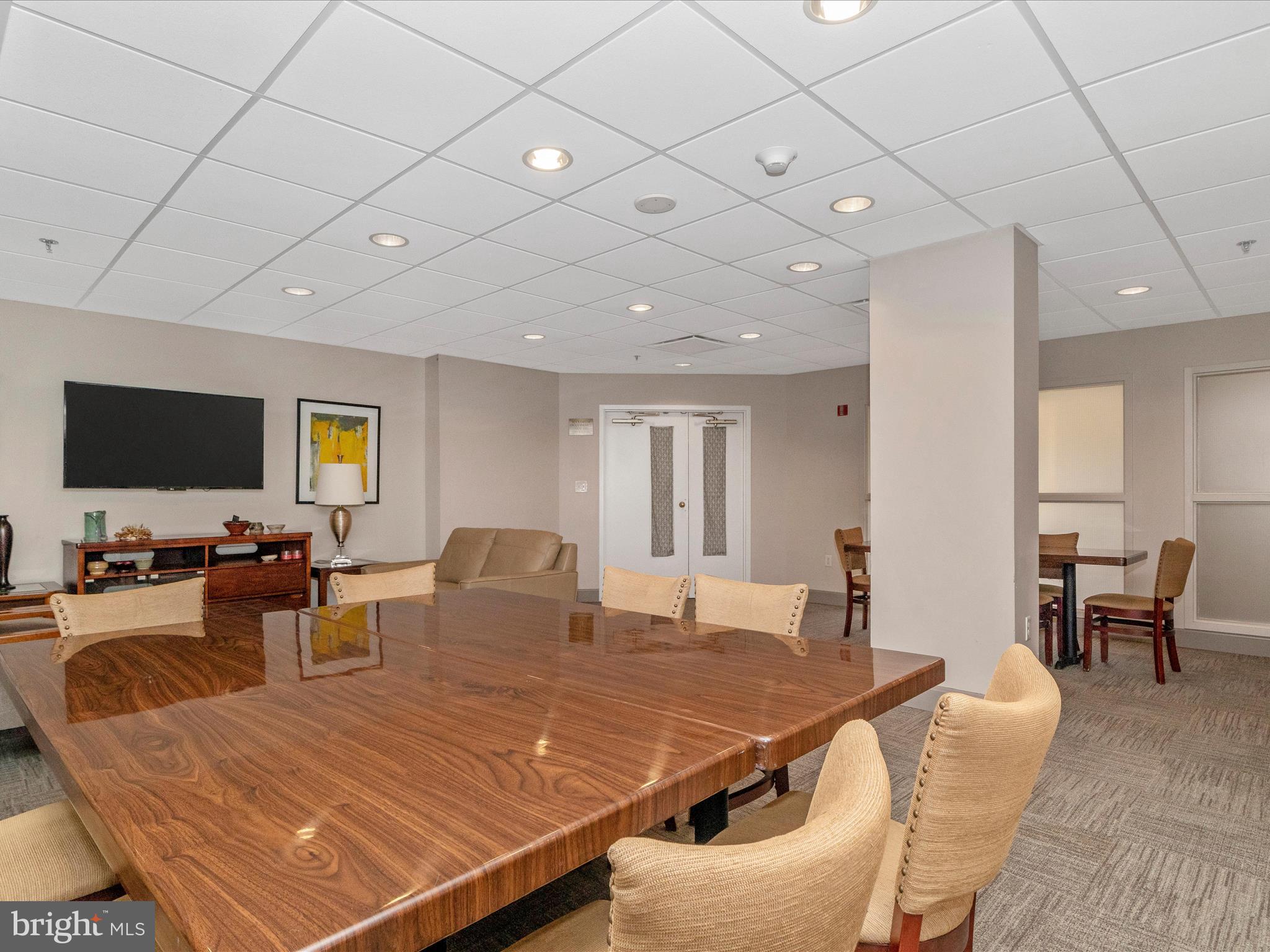 WILDE LAKE - Residential