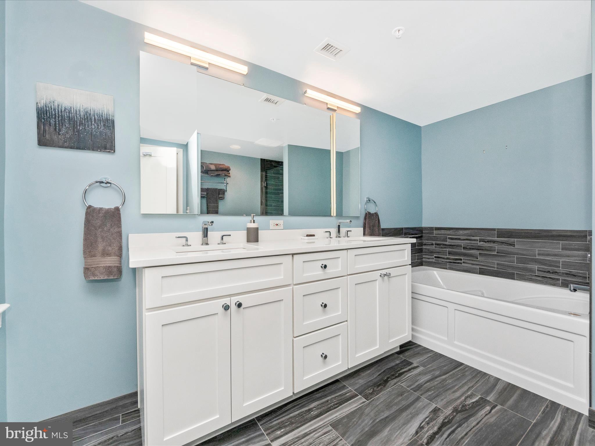 WILDE LAKE - Residential