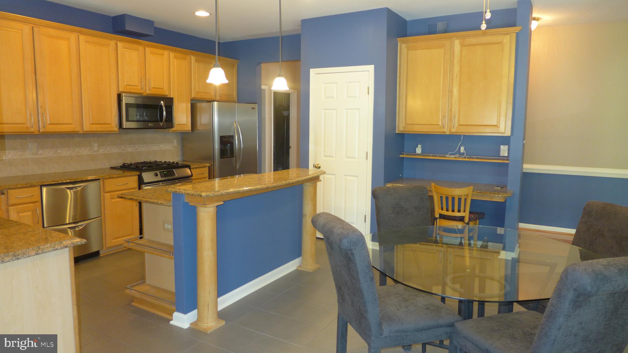 VINEYARD OAK - Residential Lease