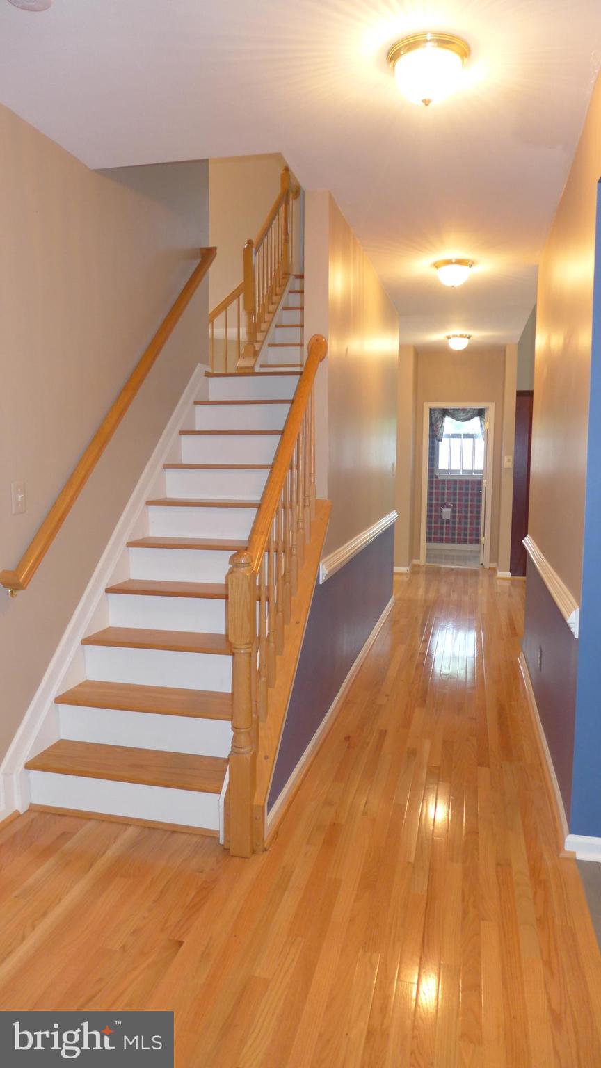 VINEYARD OAK - Residential Lease