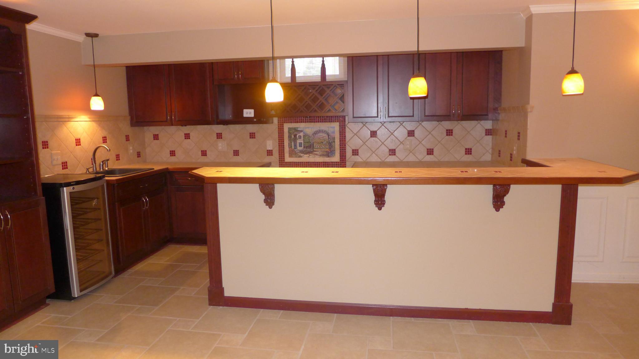 VINEYARD OAK - Residential Lease