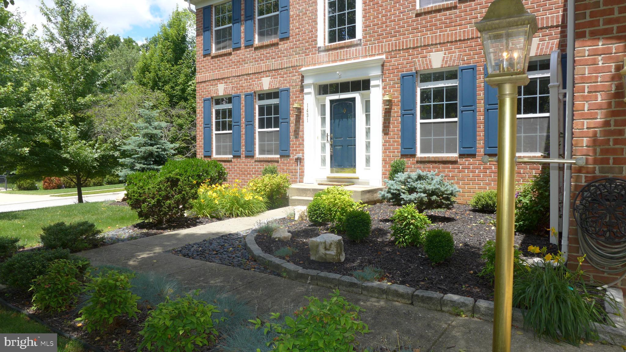 VINEYARD OAK - Residential Lease