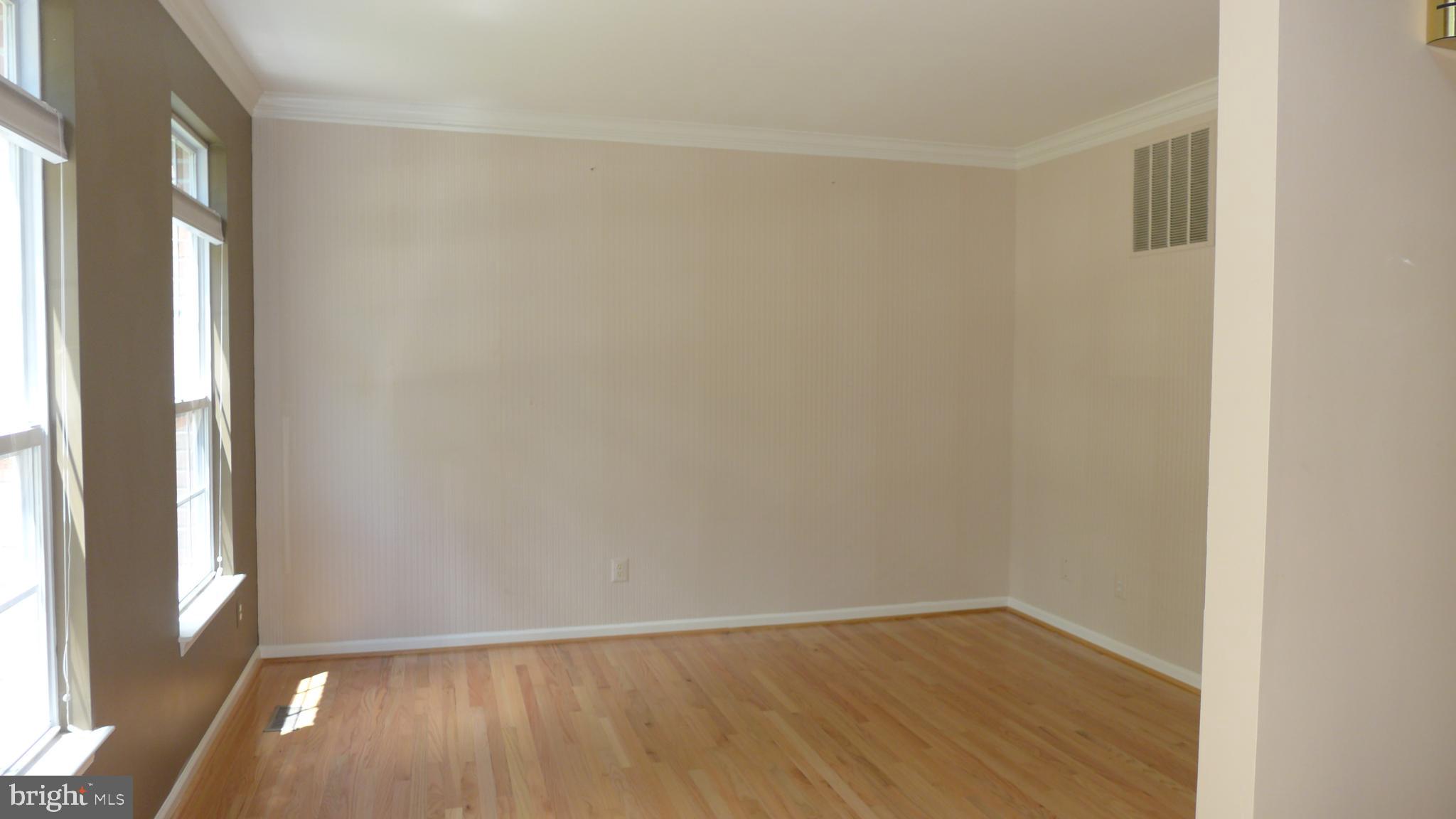 VINEYARD OAK - Residential Lease