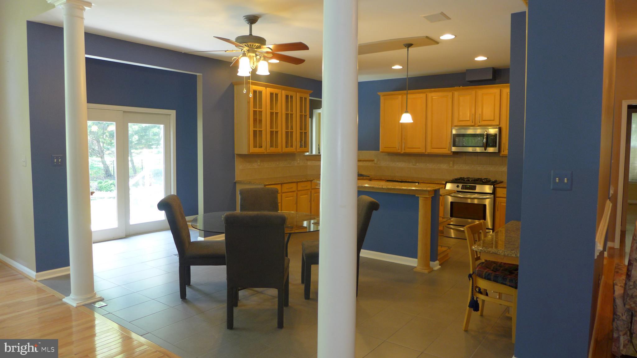 VINEYARD OAK - Residential Lease