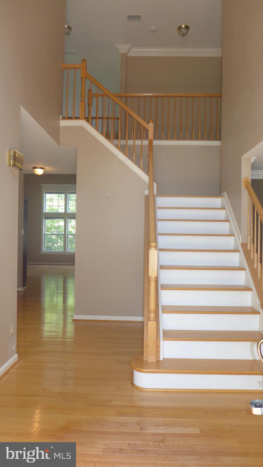 VINEYARD OAK - Residential Lease