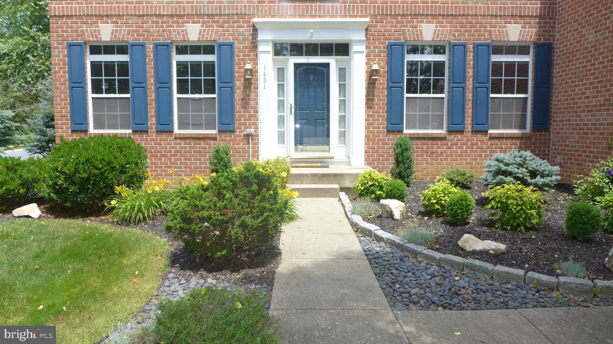 VINEYARD OAK - Residential Lease